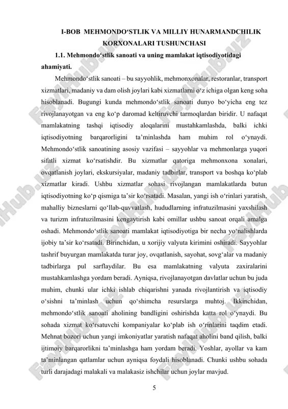 tarixiy yodgorliklari xalqaro miqyosda tan olinadi. sayyohlik bilan shug‘ullanuvchi hududlarda madaniy tadbirlar, folklor namoyishlari, milliy oshxona va hunarmandchilik mahsulotlari ko‘rsatiladi. bu esa nafaqat milliy g‘ururni oshiradi, balki madaniy merosni saqlash va rivojlantirish uchun moliyaviy resurslar yaratadi. madaniy turizm yo‘lga qo‘yilgan joylarda mahalliy aholi uchun o‘zligini anglash, madaniyatini boshqalarga namoyish qilish imkoniyati paydo bo‘ladi. beshinchidan, mehmondoʻstlik sanoati hududlarni iqtisodiy jihatdan muvozanatlashda muhim rol o‘ynaydi. ko‘pincha, rivojlanmagan yoki qishloq joylarda aholi bandligi past bo‘ladi va iqtisodiy faollik kamayadi. turizm ushbu hududlarga investitsiyalar oqimini jalb qilishi, yangi ish o‘rinlari yaratishi va ijtimoiy infratuzilmani yaxshilashi mumkin. shu bilan birga, qishloq joylar va kichik shaharlarda yashovchi aholining turmush darajasi ko‘tariladi, ularning daromadlari ortadi. bu esa ichki migratsiya jarayonlarini kamaytirib, aholini shaharlarga qochishidan himoya qiladi. ammo mehmondoʻstlik sanoatining rivojlanishi bilan birga ayrim muammolar ham yuzaga keladi. masalan, atrof-muhitga ta’siri, tabiiy resurslarning haddan tashqari ishlatilishi, madaniy qadriyatlarning buzilishi kabi holatlar kuzatiladi. shuning uchun ushbu sohani rivojlantirishda barqaror …