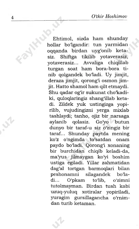 na ma’yus jilmaydi: dunyoning ishlari 9 - bilasan-ku, jon bolam, kamuyqu bolib qol- ganman. men nodon, onamning kamuyqu bolib qol- ganiga, yarim kechagacha yuramanmi, tongotar qaytamanmi, onamnig chirogl muttasil lipillab turishga xo‘p ko‘nikkan ekanman. qaysi kuni ishdan keyin moskvalik mehmonlar- ni aeroportga kuzatib qoyadigan boldim. samol- yot kechikib uchdi. yarim kechadauyga qaytsam... hamma yoq jimjit. hamma o‘z oromi bilan... tushimda onam chiroq kotarib yurganmish. haqqush do‘stlarim: «juda siqilib ketdingiz, aylanib kelamiz», deb toqqa sudrashdi. allamahalgacha o‘tgan-ketgandan gaplashib o‘tirdik. qiziq, har gal bosh ustiga bosib tushgudek mag‘rur qad kerib turgan toglarni, ulkan nowot parchasidek qirrador qoyalarni ko‘rganda hayot abadiy emasli- gini oyiayman. qorong‘i osmonda yana ham qoraroq soyadek qilt etmay turgan bu qoyalar bizga o ‘xshaganlarning necha-nechasini ko‘rdi ekan?.. faqat ularning tili yo‘q... kechasi tunagan joyimiz sovuq edi. anchagacha uxlay olmadim. tashqarida teraklar shitirlay- di. qayerdadir, yaqin joyda daryo shovillaydi. bir mahal qulog‘imga dilni orziqtiruvchi mung- li tovush chalindi: «haq-qu, haq-qu...» …