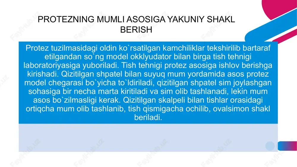 g pasayishi –protezlarining tez sinishi kuzatiladi. ko`pincha tish texniklari polimerizatsiya bosqichini tezlashtirish uchun kyuvetani darov chaynab suvga solishadi va 30-35 daqiqa ushlab turishadi. bunday rejimda monomer kukun bilan polimer zanjir hosil qilishga ulgurmaydi va uchib ketgan monomer polimer ichida to`planadi. bu turli mikroporalar ko`rinishida namoyon bo`ladi. natijada plastmassali tish protezning mustahkamligi kamayadi. olib qo`yiluvchi tish protezlariga ishlov berish polimerizatsiyadan keyin byugel ochilib, press yordamida gips protez bilan birga kyuvetadan ajratiladi. protez gipsdan tozalanadi, so`ng shlefmator yordamida karborund toshlar bilan, qum qog`oz va shtihellar yordamida ortiqcha plastmassani, belgilangan chegaralargacha olinadi. maxsus qog`oz ushlagichga qum qog`oz qo`yiladi va shlefmator nakonechnikiga o`rnatib, protezni jilvirlash o`tkaziladi. turli shakldagi filtslar yordamida tishlar orasi va tishlarning o`zi silliqlanadi, so`ng protez asosining tashqi yuzasi silliqlanadi. bunda protez yuzasi doim 14 pemza bo`tqasi bilan ho`llab turiladi, so`ng qattiq shyotkada bo`r (mel) bilan yaltiroq bo`lguncha silliqlanadi. olib qo`yiluvchi qisman plastinkali tish protezlarining sifatini baholash quyidagilarni o`z ichiga oladi: mashg`ulotni …