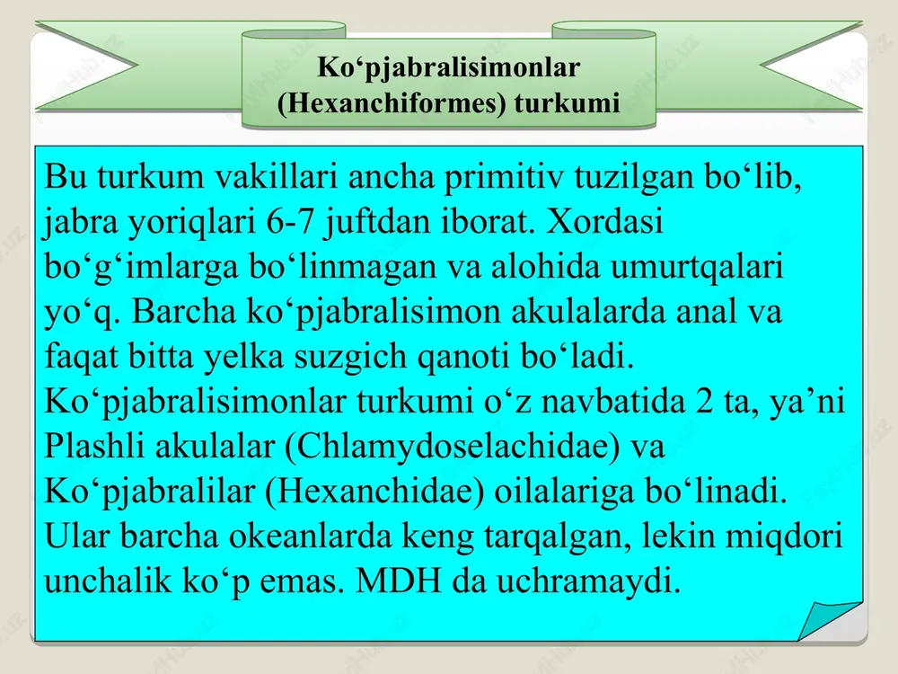 iradi. qoziqdum skatlar (dasyatidae) oilasi vakillarida dumining o‘rtasida bitta yoki bir nechta uzun qilichsimon ninasi bo‘ladi. to‘garak shaklidagi ko‘krak suzgichlari boshining oldida tutashib ketgan. skat o‘zini himoya qilganida dumidagi ninasi bilan uradi. ninasining uzunligi 33-37 sm gacha boradi. janubiy va mo‘tadil dengizlarda tarqalgan. qoziqdum skatlar oilasining 35 ta turi bor. ayrim turlarida tikanlarning soni 4ta bo‘lib, bu tikanlarining asosida zahar bezi bo‘ladi. qoziqdumsimonlar (myliobatiformes) turkumi dengiz mushugi dengiz mushugi bu turkumga 3 ta oila va 60 taga yaqin tur kiradi. elektr skatlar (torpedinidae) oilasi vakillarining tanasi yumaloq, rostrumi (tumshug‘i) bo‘lmaydi, ko‘zlari kichik. dumi kalta, suzgichlari sferik shaklda. tanasi yalang‘och. tanasining ikki yonida ko‘krak suzgichlari bilan boshi oralig‘ida elektr organi joylashgan. bu organ shaklan o‘zgargan muskul to‘qimasidan iborat. har bir elektr organi vertikal joylashgan teri katakchalariga o‘xshaydigan yuzlab ustunchalardan iborat. ustunchalarning orasi g‘ovak to‘qima bilan to‘lgan. har bir ustuncha elektr batareyasiga o‘xshash quyuq modda bilan to‘ldirilgan 350-400 disklardan iborat. har qaysi …