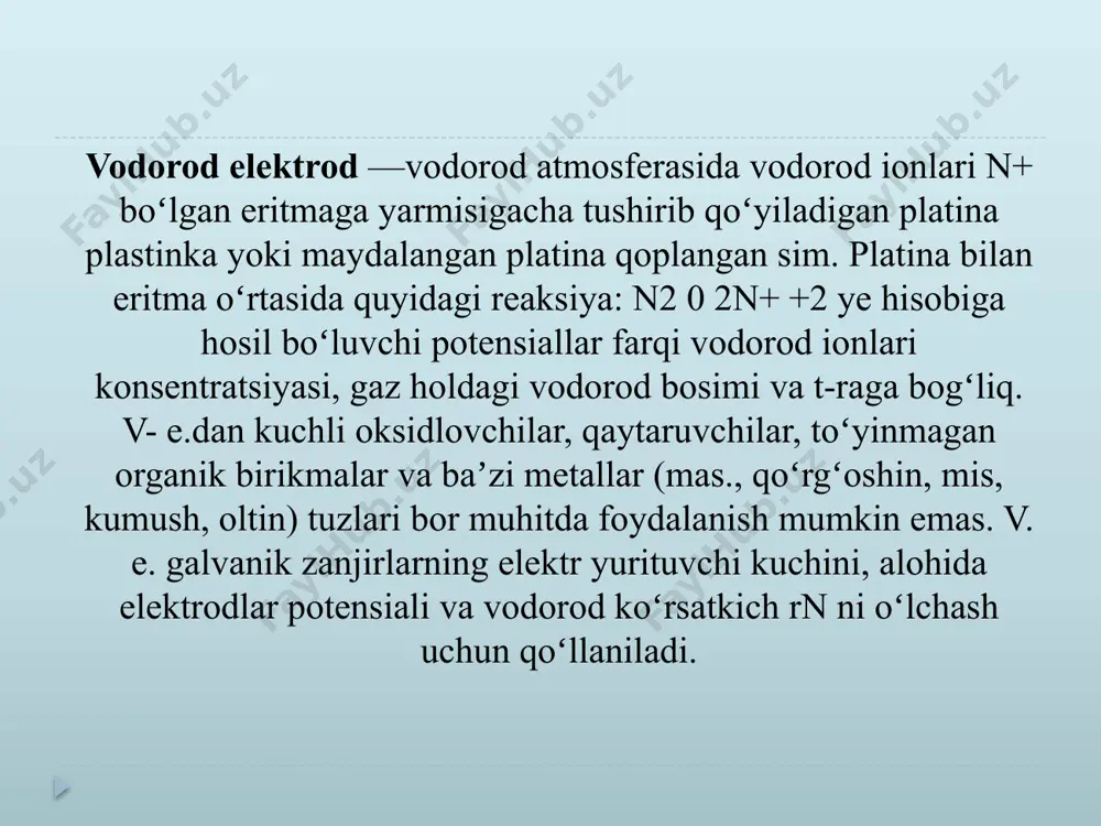masidan siqib chiqarishiga asoslangan. chunonchi, rux plastinkasi mis sulfat eritmasiga tushirilsa, quyidagi reaksiya boradi: 0+20+2 zn + cu = cu + zn rux qaytaruvchidir, chunki u elektron beradi. bu yarim reaksiya quyidagicha ifodalanadi: zn0– 2e– = zn+2 cu2+ mis kationi oksidlovchidir, chunki u elektron qabul qilib oladi. bu jarayon quyidagi yarim reaksiya bilan ifodaladi: bu ikkala yarim reaksiya ruxning eritmaga tegib turgan qismida borib, elektronlar rux atomlaridan mis ionlariga o’tadi. bu yarim reaksiyalarni ayrim idishlarda olib borish va elektronlarni tashqi zanjir orqali o’tkazish mumkin. oksilanish-qaytarilish reaksiyasini bunday amalga oshirish natijasida reaksiya energiyasi elektr energiyaga aylanadi. kimyoviy reaksiyalar energiyasini bevosita elektr energiyasiga aylantirish uchun xizmat qiladigan qurilmalar galvanik elementlar yoki elektr tokining kimyoviy manbalari deb ataladi. image2.jpeg image3.jpeg image4.jpeg image5.jpeg