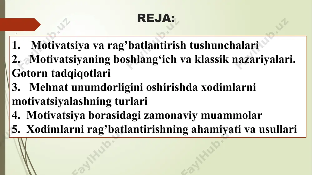 hi bo‘lib qo‘lladi: ouen o‘z tekstil korxonasi xodimlarini “jonsiz mashinalar” ishlab chiqarish uskunalaridan farqli o‘laroq “tirik mashinalar” deb hisoblagan va ularni “ishchi holatida” saqlash shunchalik muhim deb uqtirgan. taxminan 1900 yilda ilmiy boshqaruv nomini olgan teylor tizimi betlehem stil kompaniyasi zavodlarida joriy qilinib, juda yaxshi natija ko‘rsatdi. metallurglarning o‘rtacha ish haqi kuniga 1,15 dollardan 1,85 dollargacha ko‘tarildi. motivatsiyaning klassik nazariyasi asr boshida yaxshi “ishladi”, chunki ko‘p ishchilar juda kambag‘al edi. keyinchalik bu nazariya o’zini unchalik o’zini oqlamadi. demak, pullar kishilarni mehnatga qiziqtiruvchi yagona rag‘bat emas. teylor ham shuni e’tiborga olgan holda birinchi bo‘lib ishda tibbiy xizmat ko‘rsatishni amaliyotga kiritdi. a. maslou tajribasi bo’yicha ehtiyoj darajalari piramidasi 1-daraja 3-daraja 2-daraja 4-daraja 5-daraja o’zini namoyon etish ehtiyoji hurmat va e’tirofga erishish ehtiyoji ijtimoiy guruhga mansublik ehtiyoji barqarorlik ehtiyoji fiziologik ehtiyojlar kafolatli ish, barqaror ish haqi, pensiya taminoti oziq-ovqat, uy-joy, ro’zg’or buyumlari va hakazolar qobilyatni namoyon qilish bilimlarni ko’paytirish vakolatni kengaytirish kasbiy malaka …