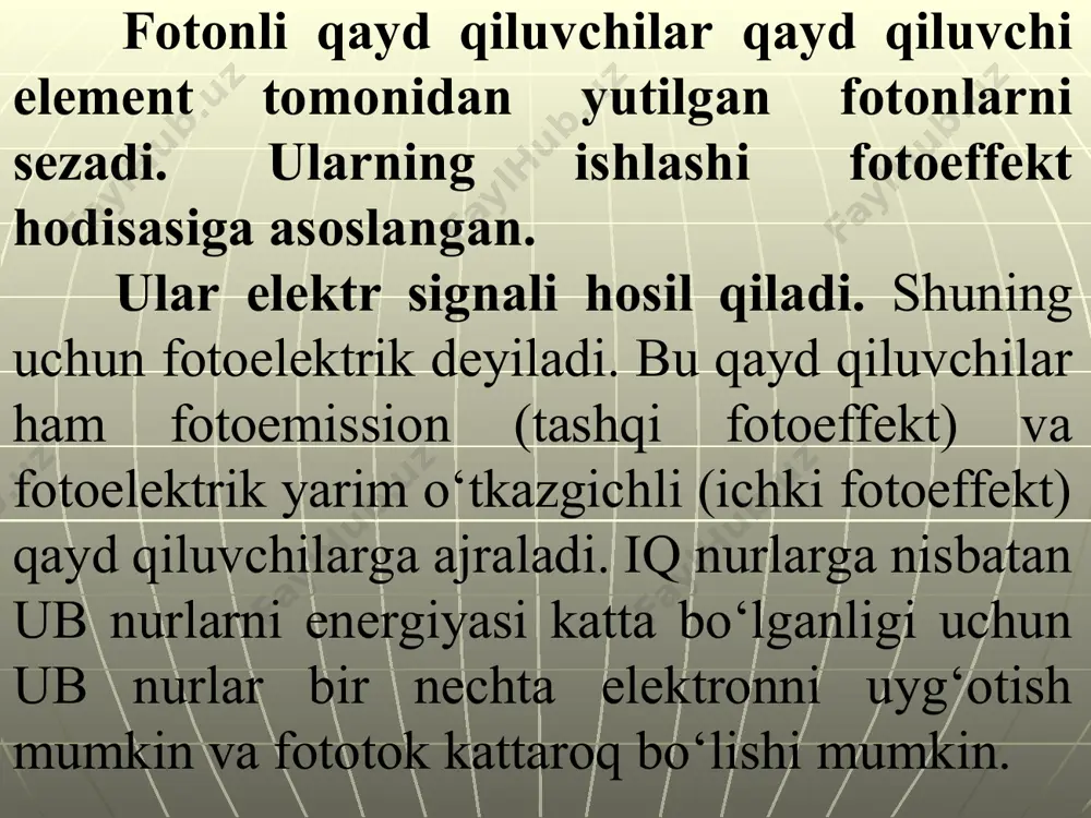 lar. 1. bolometr. uning ishlashi optik nurlanishni yutishi hisobiga isishi natijasida materialning elektrik qarshiligining o‘zgarishiga asoslangan. bolometrlar uch tipli bo‘ladi: metalli, yarim o‘tkazgichli va o‘ta o‘tkazuvchanlikli. o‘ta o‘tkazuvchanlikli balometrlarning sezgirligi juda yuqori bo‘ladi. balometrlar asosan uzun to‘lqin uzunlikli (0,3-1000 mkm) nurlanishlarni qayd qiladigan (masalan: iq nurlanishni) qurilmalarda ko‘proq qo‘llaniladi. 2. termoelementlar. ularning ishlashi termoelektr yurituvchi kuch (eyuk) hosil bo‘lishiga asoslangan. ular bir yoki bir nechta termoparalardan yasalgan bo‘ladi. u yuqori vakuumli balonga joylashtiriladi. 3. optiko-akustik qayd qilgich. ular yana pnevmatik yoki goleya qayd qilgichi ham deb atalib ular yuqoridagilardan o‘ta sezgirligi va qayd qiish yuzasining kattaligi bilan farq qiladi. peroelektrik qayd qiluvchilar. ular issiqlik qayd qiluvchilarning yangi avlodi bo‘lib keng spektral sohada sezgirligi bilan xarakterlanadi. m s s s l l l = ` ò ò ¥ f = 0 0 ` ) ( 680 l l l l l l l l d p d p s s s …