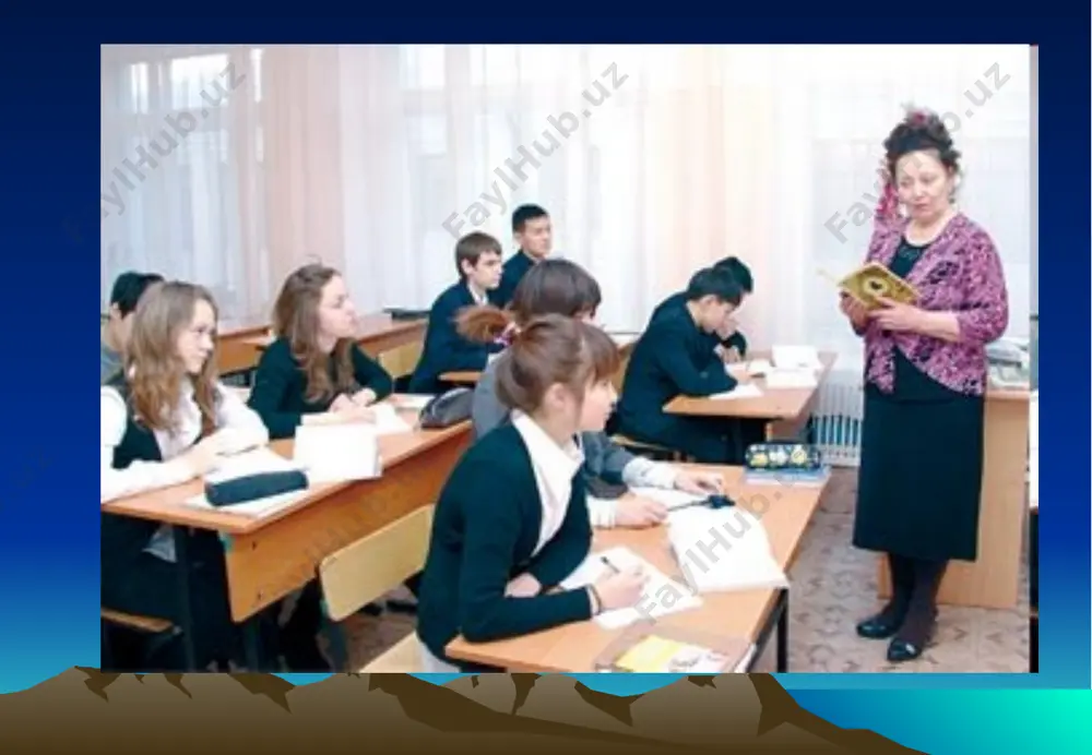 bo'ladi: birining ismi husayn, bo'lsa, boshqa biriniki yazid. tarbiyaning yana biri unga ilmu adab o'rgatish uchun muallim chaqirishdir. it etuk ta'lim olgani sababli u tishlab kelgan ov halol hisoblanadi. yuvgan bilan toza bo'lmaydigan it olim bo'lgan ekan, o'g'ling bilimsizligicha qolib ketsa, ajab kamchilik bo'ladi. unga sening shafqat qilishing foydalidir, lekin. buning ortiqchasi zarar. voqe' bo'ladigan bolalardan uni o'z mehring bilan asrashing, oldida sendagi tavozu'ni bildiradi. tarbiyaning yana biri ota - onani hurmat qilish ; buni bajarish uning uchun majburiyatdir. bu ikkisiga xizmatni birdek bil. otang oldida boshingni fido qilib , onang boshi uchun butun jismingni sadaqa qilsang arziydi! ikki dunyoga obod bo'lishni istasang, shu ikki odamning roziligini ol! tuni kuningga nur berib turganing birisini oy deb bil, ikkinchisini quyosh. ularning so'zlaridan tashqari bir narsa yozma, ular chizgan chiziqdan tashqariga bir qadam ham bosma. hamma xizmatni sen adab bilan bajar, «adab» so'zidagi «dol» kabi qomatingni xam qil. a. avloniyning «turkiy guliston …