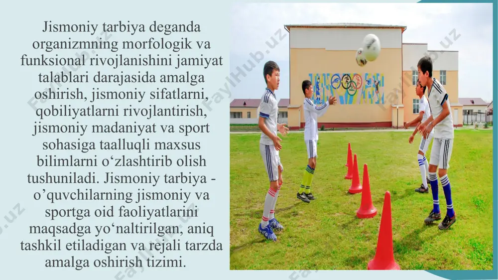 ishlashi uchun zarur bo’lgan kuch-quvvatni tiklaydi. chuqur va yaxshi, uzoq davom etadigan uyqu nerv tizimining, organizm charchashining oldini oluvchi asosiy vositadir. agar bola yomon uxlasa, uyquga to’ymasa nerv tizimining buzilganidan dalolat beradi. nerv tizimi qo’zg’aluvchan bolalar aksariyat yomon uxlashadi. bunday bolalarning uyqu tormozlanishi chuqur normal uyquni ta’minlay olmaydi. shunda bunday bolalar kichkiginagina, arzimagan sharpadan ham uyg’onib ketaveradi. bola qanchalik yomon uxlasa, uning axloq me’yori, o’zaro munosabati, muomalasi shuncha yomonlashadi, bunday holni biz injiqlik deb tushunamiz. yaxshi uyqu bolaning sog’lomligidan darak beradi. 8 kiyinish ham gigiyenik omil sifatida bolaning jismoniy rivojlanishiga o’z ta’sirini ko’rsatadi. kiyim har doim bolani o’rab turgan havo temperaturasiga mos kelishi kerak. u yengil materialdan tayyorlanib, havoni, issiqlikni yaxshi o’tkazadigan bo’lishi, oson yuviladigan, yaxshi ho’llanadigan, namni shimadigan, elastik va badanni bevzovta qilmaydigan bo’lishi lozim.yozgi kiyim rangi ochiq, asosan oq gazlamadan, qishki kiyim – to’q rangli materialdan tikilishi lozim. bolalarning kiyimi ularning yoshiga yarasha, yengil, qulay, qismaydigan, estetik didiga …
