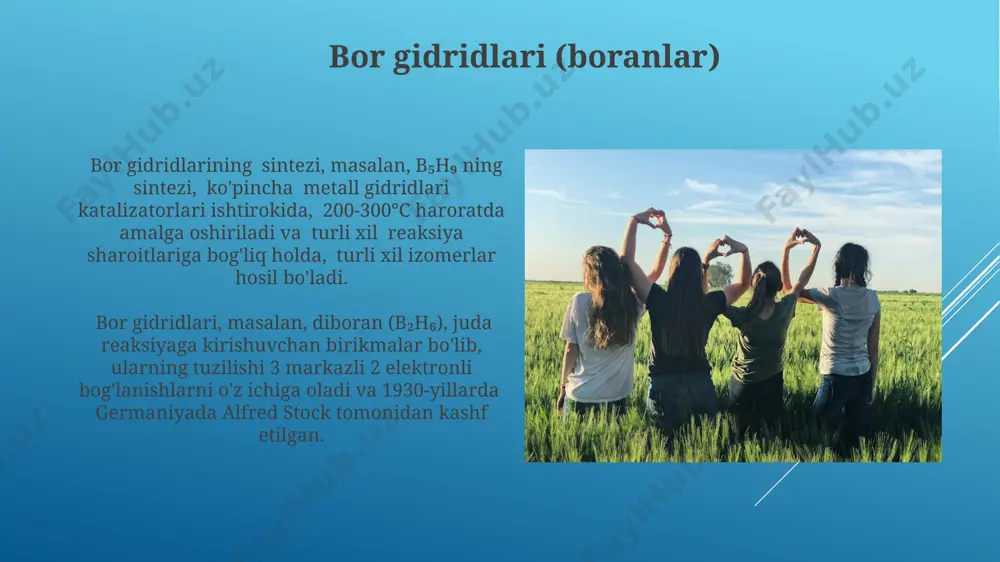 siyasi natijasida ham alyuminiy sulfid olish mumkin, ammo bu usul sanoat miqyosida qo'llanilmaydi, chunki mahsulotning tozaligi past bo'ladi va yuqori darajadagi nazoratni talab qiladi. alyuminiy oksidi (al₂o₃) va uning xossalari al₂o₃ ning 3 xil kristal tuzilishi (α, β, γ) mavjud bo'lib, ularning xossalari, xususan qattiqligi va sinishi, bir-biridan farq qiladi. masalan, α-al₂o₃ (korund) juda qattiqdir. alyuminiy oksidi o'zbekistonning andijon viloyatidagi boksit konlaridan qazib olinadigan alyuminiy rudalarini qayta ishlash jarayonida olinadi va turli sohalarda qo'llaniladi. borning muhim birikmalari bor gidridlari (boranlar), masalan, b₂h₆ (diboran), 1930-yillarda germaniyada kashf etilgan va raket yoqilg'isi sifatida potentsialga ega. bor karbidi (b₄c), 9000 kpa bosimda 2400°s ga yetkazilganda hosil bo'ladi va o'ta qattiqligi tufayli, qo'shimcha materiallar tayyorlashda, masalan, zirhlar ishlab chiqarishda ishlatiladi. alyuminiy sulfidning (al₂s₃) sintezi: mexanizmi alyuminiy sulfidning sintezi yuqori haroratlarda (taxminan 1000°c dan yuqori) alyuminiy va oltingugurtning to'g'ridan-to'g'ri reaksiyasi orqali, masalan, vakuumli pechlarda amalga oshiriladi, bu jarayon reaksiya mahsulotlarining sublimatsiyasini kamaytiradi. alyuminiy oksidi (al₂o₃) …