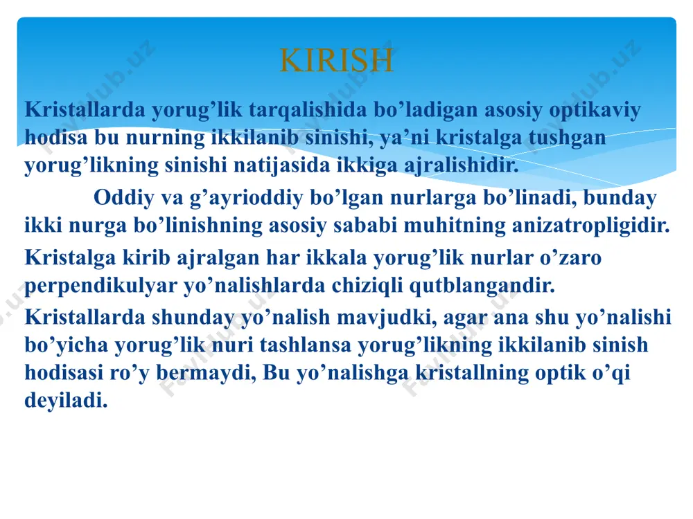 ladi. bu hodisa 7-rasmdagi sxema bo’yicha kuzatiladi. va polyarizatorlarning bosh tekisliklari maydon yo’nalishlari bilan noldan farqli (yaxshisi 45) burchak hosil qiladi. agar polyarizatorlar ayqashtirib qo’yilgan bo’lib, elektr maydoni berilgan bo’lmasa, bu sistemadan yorug’lik o’tmaydi. kuzatish metodlari va eksperemental ma’lumotlar elektr maydoni berilganda kondensator plastinkalari orasidagi suyuqlik nurni ikkiga ajratib sindiradigan bo’lib qoladi va oqibatda k dan chiqadigan yorug’lik elliptik ravishda qutiblangan bo’ladi va uni d konpensator yordamida tadqiq etish mumkin. 7-rasm. elektr maydonida nurning ikkiga ajralib sinish hodisasini kuzatishda asboblarni joylashtirish sxemasi. 8-rasm. 8-rasm. 8/9/10/11/12/13-rasmlar. elеktr maydоn ta’sirida ikkilanma nur sindirishning vujudga kеlishi. 9-rasm. 10-rasm. 11-rasm. 12-rasm 1)lazer 2)polyarizator 3) optik aktiv modda 4)kondensator 5)analizator 6)fotopryomnik 7)o’lchovchi asbob. 13-rasm tajribaning ko’rsatishicha, to’lqin uzunligi tayinli bo’lgan monoxramatik yorug’likda sindirish ko’rsatgichlarining ayirmasi e maydon kuchlanganligining kvadratiga proparsional bo’ladi: demak, nurlarning l yo’lda ega bo’ladigan yo’l farqi quyidagiga teng bo’ladi: = l() = kl (bu yerda va bundan keyin maydon bir jinsli deb, …