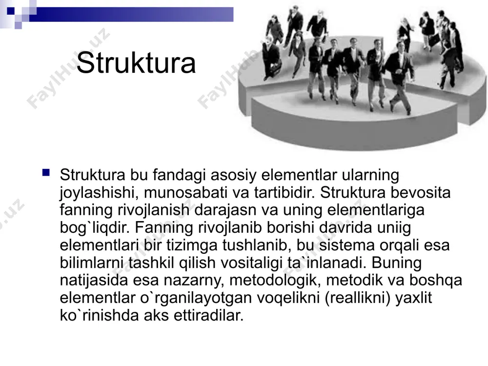 trukturasini bu elementlarini alohida tahlil qilib chiqshga harakat qilamiz. fundamental sotsiologiya boshka elementlardan uzinig hal qilayotgan muammolarining darajasi, iqlami va ahamiyati bilan farq qiladi. fundamental sotsiologiya mohiyatidan muammolar, abstraktsiyannng (mavqumlik) oliy darajasi bilan shug`ullanib, sotsial olamning taraqiyoti va borliga uchun zarur bulgan umumiy qonun va qonuniyatlari izlash bilan faoliyat kursatadi. fundamental sotsiologiya minglab maktablar va yo`nalishlarga egadirki, ular sotsiologiya fanining asosini ijodiy izlash bilan banddir. fanning asosini ijodiy ishlashning uchta asosiy aspektini ajratib kursatish mumkin. birinchisi, ontologik, ya`ni sotsial voqelikni mohiyati masalalarini yanada aniqrok aytadigan bulsak sotsiologiya ob`ektini, uning faoliyat kursatish shakllarini taxlil qilib urganadi. ma`lumki, sotsial dunyo murakkab ko`p qatlamlik, dinamik va o`zgaruvchanlik hususiyatiga egadir. ontologiya borlik hakidagi ta`limot sifatida falsafada vujudga keladi va ushbu fanning bosh mavzusi hisoblanadi. sotsiologiyada esa ontologiya masalalari ikkinchi jaxon urushidan keyin, yanada keng qulamda esa oxirgi o`n yillikda kutarildi. chunki bu vaqtda «pozitivistak» krizis degan jarayon keng kuloch yozgan edi. bu krizis jarayonining …