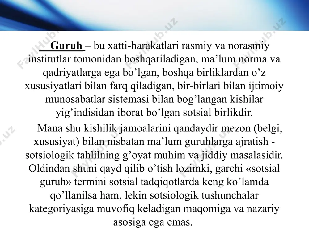 ar sonining ko’pligi; yagona hududning mavjud emasligi a’zolar o’rtasidagi aloqalarning asosan ommaviy aloqa vositalari orqali o’rnatilishi guruh tuzilishining murakkabligi, bu guruhlar ko’p rasmiy va norasmiy, uyushgan va uyushmagan guruhlarni o’z ichiga oladi. 1. tasodifiy, stixiyali paydo bo’ladigan va qisqa vaqt mavjud bo’ladigan guruhlar. bularga olomon, xaloyiq (publika), auditoriya va boshqalarni kiritish mumkin. 2. tarixiy rivojlanish natijasida vujudga kelgan va jamiyat ijtimoiy munosabatlari tizimida ma’lum o’ringa ega bo’lgan birliklar. bu turdagi guruhlarga sotsial sinflar, turli etnik guruhlar (ellat, xalq, millat), kasbiy guruhlar, jinsiy va yoshga oid guruhlar (yoshlar, ayollar, keksalar) va boshqa guruhlarni kiritish mumkin. katta guruhlar ikki turga bo’linadi. katta sotsial guruhlarda kichik guruhlarda yo’q bo’lgan xatti-harakatni boshqarib turadigan o’ziga xos kuch mavjud. bu huquqlar, urf-odatlar va an’analardir. katta guruh bilan kichik guruh o’rtasida o’rta guruh ham bor. ammo guruh muammosi bilan shugullanayotgan sotsiologlar fikricha, o’rta guruhlar, ularning strukturasi, aloqasi, unda bo’ladigan hodisa va jarayonlar mohiyat jihatdan kattaroq guruhlarga xosdir. …