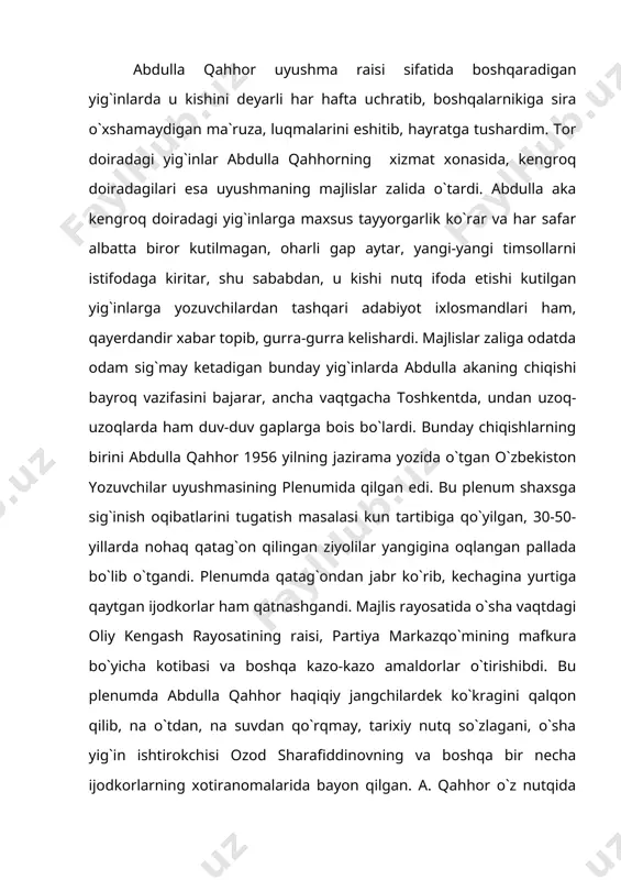 r albatta biror kutilmagan, oharli gap aytar, yangi-yangi timsollarni istifodaga kiritar, shu sababdan, u kishi nutq ifoda etishi kutilgan yig`inlarga yozuvchilardan tashqari adabiyot ixlosmandlari ham, qayerdandir xabar topib, gurra-gurra kelishardi. majlislar zaliga odatda odam sig`may ketadigan bunday yig`inlarda abdulla akaning chiqishi bayroq vazifasini bajarar, ancha vaqtgacha toshkentda, undan uzoq-uzoqlarda ham duv-duv gaplarga bois bo`lardi. bunday chiqishlarning birini abdulla qahhor 1956 yilning jazirama yozida o`tgan o`zbekiston yozuvchilar uyushmasining plenumida qilgan edi. bu plenum shaxsga sig`inish oqibatlarini tugatish masalasi kun tartibiga qo`yilgan, 30-50-yillarda nohaq qatag`on qilingan ziyolilar yangigina oqlangan pallada bo`lib o`tgandi. plenumda qatag`ondan jabr ko`rib, kechagina yurtiga qaytgan ijodkorlar ham qatnashgandi. majlis rayosatida o`sha vaqtdagi oliy kengash rayosatining raisi, partiya markazqo`mining mafkura bo`yicha kotibasi va boshqa kazo-kazo amaldorlar o`tirishibdi. bu plenumda abdulla qahhor haqiqiy jangchilardek ko`kragini qalqon qilib, na o`tdan, na suvdan qo`rqmay, tarixiy nutq so`zlagani, o`sha yig`in ishtirokchisi ozod sharafiddinovning va boshqa bir necha ijodkorlarning xotiranomalarida bayon qilgan. a. qahhor …