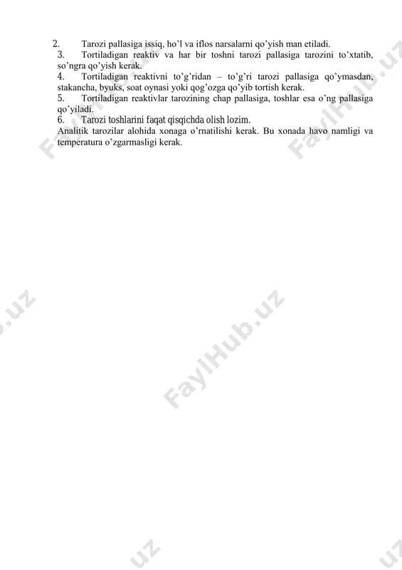 ki suyuqlik ba‘zan sachrab chiqishi ham mumkin. 6. probirkaga biror narsa solib qizdirayotganingizda uning og’zini o’zingizga yoki yoningizda turgan idishga qaratib tutmang. 7. yuzingizga yoki qo’lingizga suyuqlik sachrasa, suv bilan darhol yuvib tashlang va sochiq bilan arting. kuchli kislota sachrasa, avval ko’p miqdor suv bilan, so’ngra esa sodaning suyultirilgan eritmasi bilan yuving. teriga ishqor sachraganda uni suv bilan to silliqlik yo’qolguncha yuvish kerak. 8. oson o’t oluvchi uchuuvchan moddalar bilan qilinadigan tajribalarni o’tdan uzoqroqda va, imkoni bo’lsa, mo’rili shkafda o’tkazing. 9. benzin, spirt, efir o’t olib ketsa, alanga ustiga qum sepib o’chiring. 10. zaharlanib qolsangiz va qattiq kuysangiz darhol shifokorga ko’rsating. 1.4. laboratoriyada tarozi va tarozida tortish tarozi kimyo laboratoriyasi uchun juda zarur asbobdir. chunki laboratoriyada olib boriladigan ko’pgina tajribalar aniqlikni talab qiladi. shuning uchun moddalar katta aniqlik bilan tortiladi. shu sababli laboratoriyada ishlovchi har bir kishi tarozini ishlata bilishi zarur. tarozilar har xil ko’rinishda bo’lib, ularning bir qancha turlari …