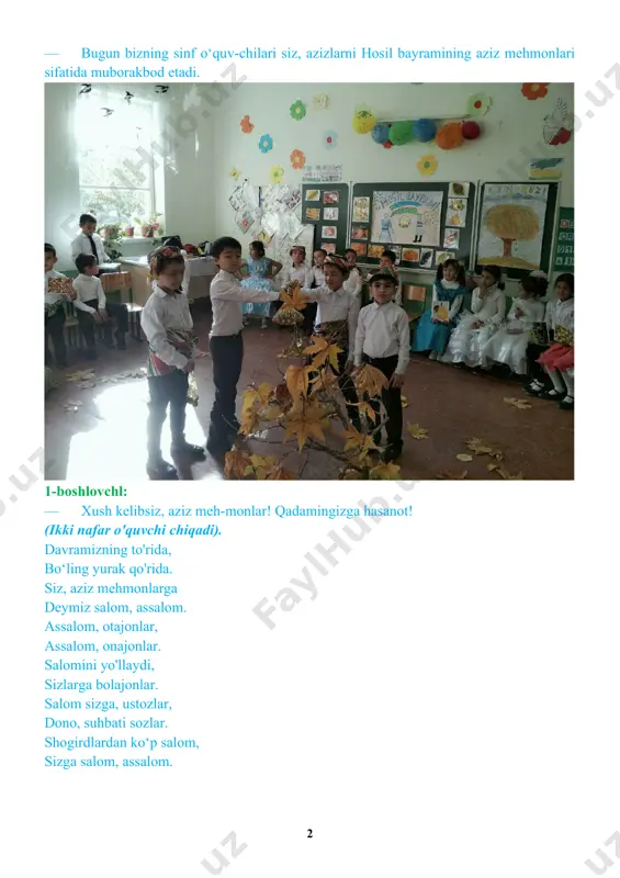 to‘xtab, so‘z boshlaydi: salom, aziz, jon bolalar, tog‘da o‘sgan gul-lolalar. bayramingiz qutlug1 bo‘lsin, nasibangiz to‘liq bo‘lsin. hosil bayram yoqar bizga, bolajonlar, rahmat sizga. mevalardan totib ko'ring, bizga rahmat aytib qo'ying. mevalarga mehrim berib, jo'natganman sizga terib. darmon bo‘lsin, quvvat bo‘lsin. kuchga toling meva yeb. 1-boshlovchi: — xush kelibsiz, dehqonbobo. mehmonimiz bo‘ling. (dehqonboboni to'rga o‘tqazadilar). 2-boshlovchi: — dehqonbobomiz yetishtirgan mevalar o‘zlari haqida so‘zlab berishmoqchi. keling, ularga quloq tutaylik, nima deyishar ekan. (bug‘doy ko‘targan, non ushlab olgan o‘quvchi chiqadi). 1-o‘quvchi: meni g‘alla, don deydilar, pishirsangiz, non deydilar. sizga totli ne’mat bo'lay, bolalarga quvvat bo‘lay. bug‘doy bo‘ldim, pishdim, qarang, omborlarga sig‘dim arang. 2-o‘quvchi (olma ko‘targan): men olmaman, olmaman, vitaminga xo‘p boyman. meni yegan polvon bo‘lur, tomirlari qonga tolur. 3-o‘quvchi (nok ko‘targan): dasturxonning bezagi, mevalarning keragi. nok deydilar nomimni, tatib ko‘ring ta’mimni. 4-o‘quvchi (anor ko‘targan): meni anor deydilar, mazza qilib yeydilar. yoqut misol har donam, xurmo mening dugonam. 5-o‘quvchi (xurmo ko‘targan): mening nomim xurmodir, …