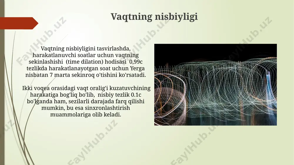 da esa uzunlik o'zgarmaydi. agar jism yorug'lik tezligining 0.8c qismiga teng tezlikda harakatlansa, uning uzunligi taxminan 0.6l0 ga qisqaradi, bu yerda l0 - jismning tinch holatdagi uzunligi. vaqtning sekinlashishi vaqtning sekinlashishi, ya'ni time dilation, nisbiy tezlikka bog'liq bo'lib, 0.1c tezlikda harakatlanayotgan soat yerda turgan soatga nisbatan 0.005% sekinroq yuradi. ikki kuzatuvchi uchun vaqtning o'tishi tezligi ularning nisbiy tezligiga bog'liq; agar bir kuzatuvchi 0.866c tezlikda harakatlansa, u uchun vaqt ikkinchi kuzatuvchi uchun o'tadigan vaqtning yarmiga teng bo'ladi. paradokslar va muammolar maxsus nisbiylik nazariyasining paradokslaridan biri, ikki egizak paradoksidir, unda bir egizak kosmik kemasida yorug'lik tezligiga yaqin tezlikda sayohat qiladi va yerda qolgan egizagidan yoshroq qaytadi, bu esa vaqtning nisbiyligidan kelib chiqadi. nisbiylik nazariyasi massa va energiyaning o'zaro bog'liqligini e=mc² formulasi orqali ifodalaydi, bu esa juda katta energiya miqdorini juda oz miqdordagi massadan olish mumkinligini ko'rsatadi va ba'zi paradokslarga olib kelishi mumkin. e'tiboringiz uchun rahmat @taqdimot_robot image1.jpg image2.jpg image3.jpg image4.jpg image5.jpg image6.jpg …