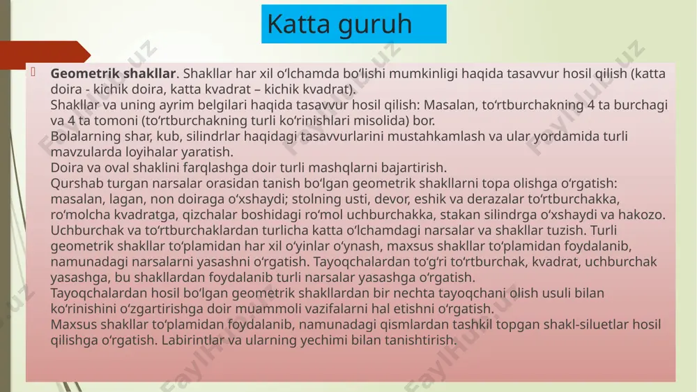 chakning tomonlari borligiga, ular 3 ta ekaniga, burchaklari borligiga va ular ham 3 ta ekaniga qaratadi. shundan keyin tarbiyachi bolalardan o‘z uchburchaklarini ko‘rsatishni, ularni sanashni, uning burchaklari nechta ekanini so‘raydi. keyingi mashg‘ulotlarda uchburchak bilan kvadrat shunga o‘xshash taqqoslanadi, shundan keyin esa doira, kvadrat va uchburchak bir vaqtda taqqoslanadi. mashg‘ulotlarda bolalarni doira, kvadrat, uchburchakning ba’zi belgilari bilan keyinroq esa, to‘g‘ri to‘rtburchakning belgilari bilan tanishtirish, shakllar har xil o‘lchamli va har xil rangli bo‘lishini ko‘rsatish kerak. bolalar tarbiyachi bilan birga katta o‘lchamli (diametri 15 sm) shakllarni qarashadi, kichik o‘lchamdagi xuddi shu shakllarni ko‘rsatishadi. bolalarga o‘z konvertlaridagi shakllarni ajratish va ular qanday shakllar ekanini va qanchaligini aytishtaklif qilinadi. tarbiyachining topshirig‘iga binoan, bolalar shakllarning kattaliklari bo‘yicha ortib va kamayib borish tartibida joylashtiradilar, har xil shakllarning miqdorlarini taqqoslab, qaysi shakllar kam, qaysi shakllarning miqdori barobar ekanini aniqlaydilar. birinchi mashg‘ulotda bolalarga shakllarning bir xil komplekti beriladi, keyingi mashg‘ulotlarda esa har qaysi bola shakllarning shunday komplektini oladiki, …