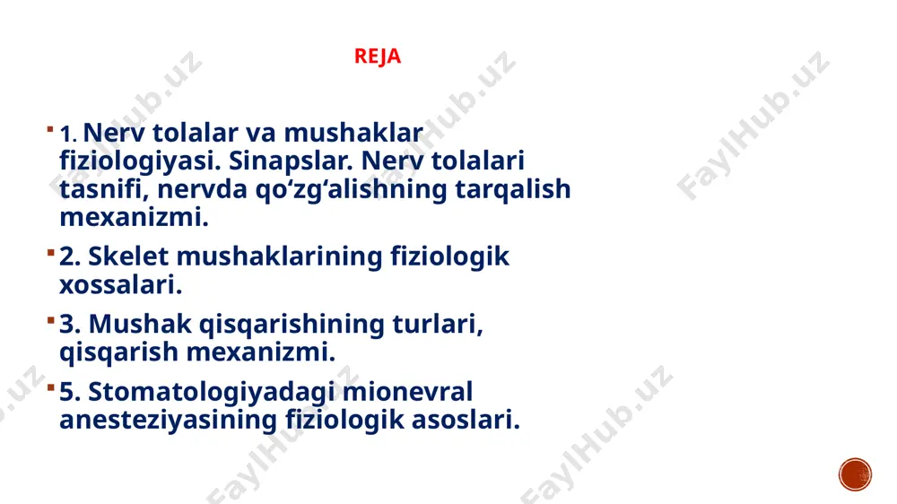 asi nerv-muskul birikmasi deganda nerv oxirlari bilan (muskulni inervatsiya qiluvchi) muskul tolalarining oʻzaro alokasi tushuniladi. nerv va muskul tolalarining nerv-muskul birikmasidagi xarakteristikasi:  sinaps. synapsis – “aloqa” degan ma’noni bildiradi.  presinaptik membrana. bu nerv oxirlarining terminal tugunchasini qoplovchi aksonal membrana hisoblanadi.  sinaptik boʻshliq. bu kengligi 50-100 nm (20 nm ham deyilgan ba’zi manbalarda) boʻlgan, presinaptik va postsinaptik membrana orasidagi boʻshliqdir. u matriks hosil qiluvchi toʻrsimon tolali hujayra tashqi suyuqligi bilan toʻlgan.  postsinaptik membrana. postsinaptik membrana oʻzida atsetilxolinni tanuvchi retseptorlarni yaʼni nikotin retseptorlarini saqlaydi (ligand darvozali na+ kanallari). nervosti tirqish-dagi matriks oʻzida atsetilxolinni parchalovchi xolinesteraza fermentini saqlaydi nerv-muskul sinapsi skelet muskullari inson ixtiyoriga bogʻliq holda ishlaydi va innervatsiyasi somatik nerv sistemasi orqali amalga oshiriladi. orqa miyaning oldingi shoxlaridan harakatlantiruvchi neyronlar skelet muskullarini innervatsiya (nerv bilan ta’minlash) qiladi. bu jarayondagi motor neyron oxiridan ax (atsetilxolin) mediatori ajraladi. ajralgandan soʻng oʻziga tegishli boʻlgan retseptorga ta’sir qiladi (bu na+ ning ligant …