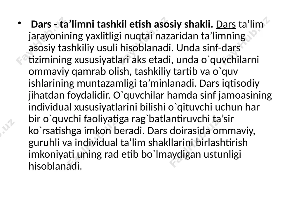 ga bog`liq.. zamonaviy didaktikada dars quyidagi turlari ajratib ko`rsatilgan: aralash darslar; yangi ma’lumotlar, aniq hodisalar bilan tanishish bo`ycha yoki umumlashtirishlarni anglab yetish va o`zlashtirish maqsadiga ega darslar; bilimlarini mustahkamlash va takrorlash darslari; o`rganilganlarni umumlashtirish va tizimlashtirish asosiy maqsadiga ega darslar; malaka va ko`nikmalarni ishlab chiqish va mustahkamlash darslari; bilimlarni tekshirish va tekshirish ishlarini o`rganish darsi; o`z tuzilishi bo`ycha oddiy bo`lgan, ya’ni bitta asosiy didaktik maqsadga ega bo`lgan dars turlari (o`rta va katta sinflarda qo`llash uchun mos keladi). boshlang`ch sinflarda o`quvchilar yoshlarini hisobga olib o`quv ishlari turli xillaridan foydalanishga, yangi bilimlarni berishni avval ilgari o`rganilganni mustahkamlash, takrorlash bilan birga olib borishga to`g`ri keladi. hatto tekshirish darslari ham bu yerda ko`pincha ishlar boshqa turlarini o`z chiga oladi: materialni og`zaki yetkazish. qiziqarli hikoyani o`qish. darsning aynan mana shu turi aralash (kombinasiyalashgan), yoki murakkab tuzilishli deb ataladi. kombinasiyalashgan darsning taxminiy tuzilishi: uy vazifalarini tekshirish va o`quvchilar bilan savol-javob, yangi materialni o`rganish, o`zlashtirishini dastlabki tekshirish, …