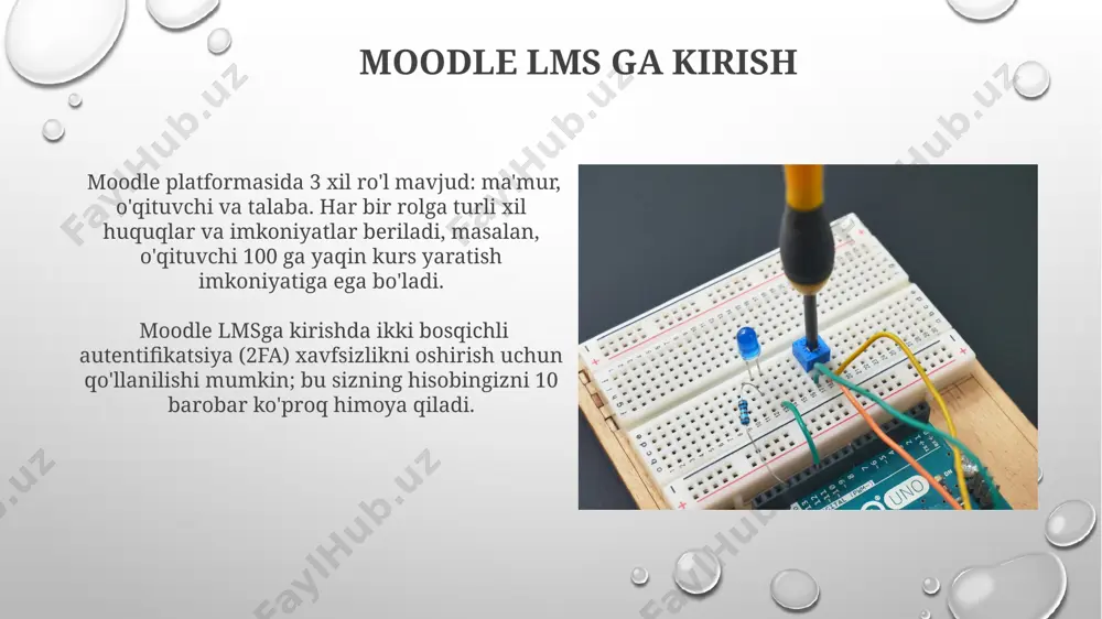 ish mumkin. kurs sozlamalarida 3 ta asosiy bo'lim mavjud: umumiy sozlamalar, foydalanuvchilar va guruhlar, baholash. har bir bo'limda kursning o'quv rejasi va o'rganish jarayonini optimallashtirishga yordam beradigan ko'plab imkoniyatlar mavjud. kursni saqlash va nashr etish kursni nashr qilishdan oldin, "ko'rish" rejimida barcha bo'limlarni, resurslarni va faoliyatlarni tekshirib ko'ring va kerakli o'zgarishlarni kiriting. kursni saqlashdan avval, kamida 3 ta modul va 10 ta topshiriq qo'shilganligiga ishonch hosil qiling, bu talabalar uchun to'liq o'quv tajribasini ta'minlaydi. kursga ishtirokchilarni qo'shish kursga 100 tagacha talabani qo'lda qo'shish mumkin, ularning har biri uchun login va parolni alohida kiritish kerak bo'ladi. bu katta guruhlar uchun samarasiz. csv fayli orqali bir vaqtning o'zida 1000 dan ortiq talabani avtomatik ravishda qo'shish mumkin. ushbu usul ma'lumotlar bazasidan import qilishni o'z ichiga oladi va vaqtni tejaydi. kurs nomi va tavsifi kurs nomi kamida 3 so'zdan va maksimal 50 belgidan iborat bo'lishi kerak, shuningdek, u kursning mazmunini aniq aks ettirishi va …