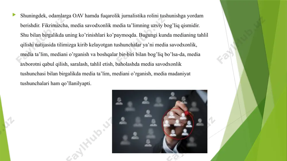 medianing birinchi ko’rinishi toshdagi bitiklardir. odamlar birinchi tasvirlarni toshlarga yozuv yo surat misolida tushirishgan va ushbu toshdagi bitiklar hamda rasmlar bugun bizga tarixni o’rganishda juda katta yordam berib kelayapti. medianing bugungi kungacha bo’lgan shakllanish bosqichlari: 1. toshlardagi bitiklar. 2. hayvonlar terisiga yozilgan kitoblar va bitiklar. 3. qog’ozning ixtiro qilinishi. 4. jarchilar xizmatining yo’lga qo’yilishi. 5. teatrlarning paydo bo’lishi. 6. kitob bosishning boshlanishi. 7. radioning kashf etilishi. 8. televideniyening paydo bo’lishi. 9. internetning paydo bo’lishi. toshlardagi bitiklar, hayvonlar terisiga yozilgan yozuvlar, ulardagi suratlarning ayrimlari bizgacha yetib kelgan va bugungi kunda dunyoning mashhur muzeylarida saqlanmoqda. keyingi bosqich media olami rivojlanishi mediani tom ma’noda yangi bosqichga olib chiqdi. ushbu bosqich qadimgi xitoyda qog’ozning ixtiro bo’lishi bilan aloqadordir. bugungi kunda hayotimizni qog’ozsiz tasavvur etib bo’lmaydi. qadimda qog’oz ixtiro qilingandan so’ng qo’lyozma bitiklar yanada ko’paydi. teatrlar ham medianing bir bo’lagi hisoblanadi, chunki teatrdagi tomoshalar orqali ham aholi o’ziga kerakli ma’lumotlarni olishgan va madaniy hordiq chiqarishgan. …
