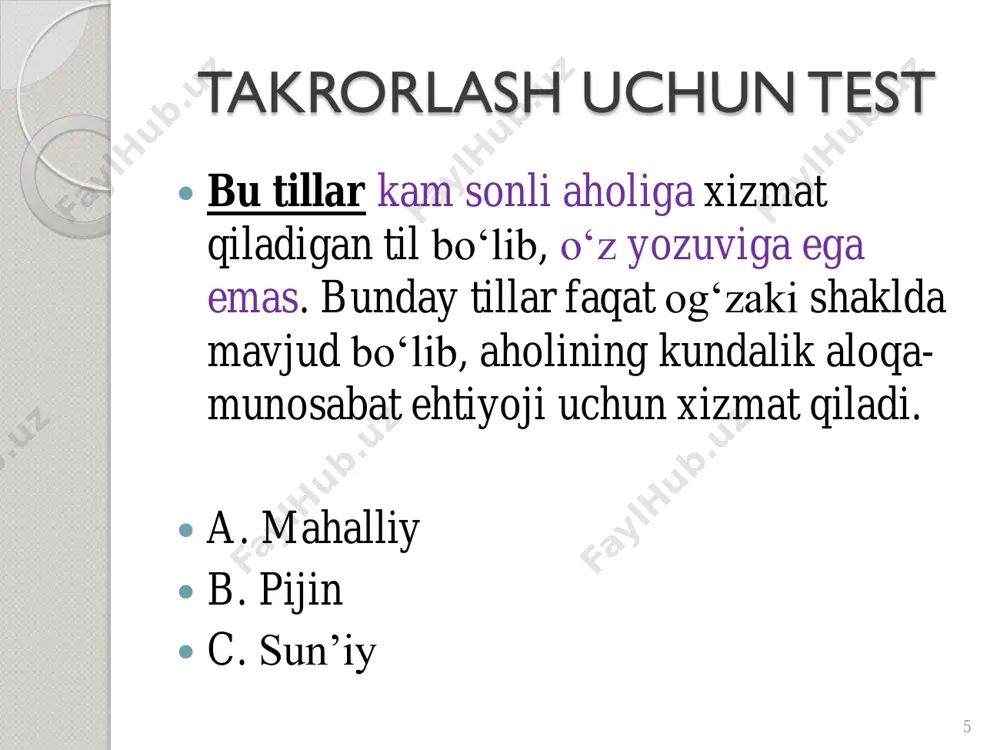 g shartli vertikal aloqasi paradigmatik munosabat bo„lsa, gorizontal aloqasi sintagmatik munosabat deyiladi sintagmatika - til birliklarini nutq zanjiridagi unsurlar sifatida tekshirish aspektidir. sintagmatik munosabat - til birliklarining nutq oqimida yuz beradigan xususiyatlari asosidagi munosabatlari. mas., allofonlar - fonemaning sintagmatik xususiyatlari, so„zlarning valentligi esa ularning sintagmatik xususiyatlaridir. sintagmatik munosabat bir sathga mansub, murakkablik darajasiga ko„ra bir xil bo„lgan lingvistik birliklar munosabatidan tashqari, turli sathga mansub, turli murakkablikdagi birlik dan ham o„zaro munosabatga kirishadi. murakkablik darajasi turli xil bo„lgan, ikki xil sathga mansub lingvistik birliklar munosabati pog„onali munosabat sanaladi. demak, quyi sath birligi o„zidan bir daraja yuqori sath birligi uchun qurilish (konstruktiv) birligi bo„lib xizmat qiladi. turli sathga mansub birliklar munosabati yuqori sath birligi esa qurilma (konstrukgiv) sifatida o„zidan bir daraja quyi sath birliklarining ketma-ketlik (sintagmatik) munosabatidan tashkil topadi. masalan, maktabga so„z shaklining morfologik sath birligi sifatida morfemik sath birligiga nisbatan murakkablik darajasi yuqori, chunki u o„zidan bir daraja quyi morfemik sathning …