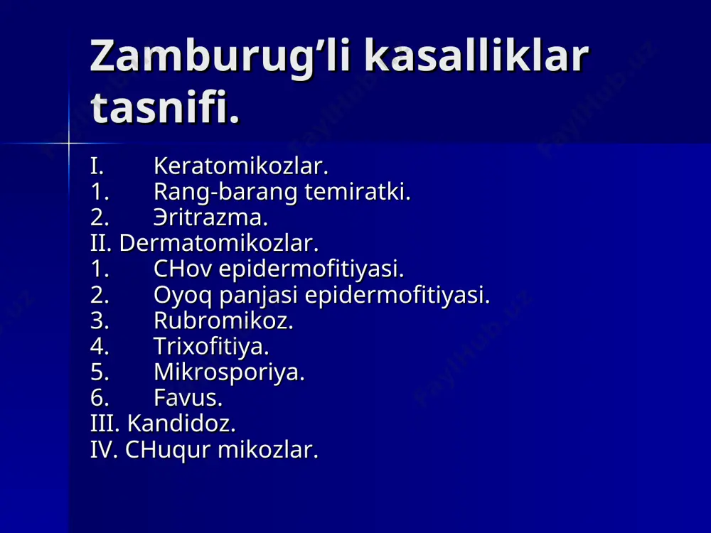 tashlashi, bukkanga o’xshab yorilishi tarzida namoyon bo’ladi. barmoqlarning bir-biriga tegib turadigan yuzalarida pufakchalar paydo bo’ladi, ular yoriladi va shilinishlar yuzaga keladi. ko’pincha jaraxat chetida qochgan epidermis qoldig’i ko’zga tashlanadi. kasallik ko’pincha piodermiya bilan asoratlanadi. disgidrotik epiodermafitiya klinikasida oyoq panjasining yon yuzasida, oyoq kafti gumbazida bir talay pufakcha va pufak paydo bo’lishi bilan xarakterlanadi. toshmalar qo’shilishga, tezda yorilishga, suvchirashga moyil bo’ladi. ba`zida chuqur pufaklar uzoq vaqt yorilmasdan bemor tinkasini quritib tana xaroratini ko’taradi.jaroxat saxasida epidermis qoldiqlari, ko’rigandan keyin kepaklanish ko’rish mumkin. kasallik oyoq panjasining shishib ketishi, qizarishi, limfa tomirlari, limfa tugunlari kattalashishi, piadermiya qo’shilishi, uzoq surunkali kechish bilan xarakterlanadi. tirnok epidermafitiyasi bu turi epidermofitiyaning barcha turlarida kuzatilishi mumkin. bosh va jimjiloq barmoqlar tirnog’i jaraxatlanadi. tirnoqlarning chetida tirnoq plastinkasi ostida sariq do’lar paydo bo’lishi, tirnoq xiralanishi, mo’rt, tez sinuvchan bo’lishi bilan xarakterlanadi. rubromikoz. kasallik qo’zg’atuvchisi trichofiton rubrum xisoblanadi. klinikasi: asosan klinikasida qo’l-oyoq kaftlari, oyoq barmoqlari orasidagi xamda chov va qo’ltiq ostidagi burmalar …