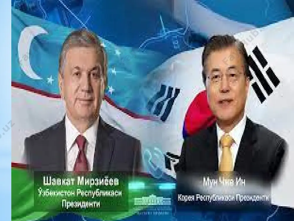 malaziya,hindiston va filippindan ko‘chib kelgan. savodxonlik darajasi 97.9%ni tashkil etadi. maktab o‘quvchilari o‘rta va yuqori sinflarda o‘qish uchun koreys va ingliz tilini bilishi shart. yuqori sinfga o‘tgach, xitoy, yapon, fransuz, olmon, rus, ispan va arab tillaridan birini qo‘shimchan o‘ragnish uchun tanlashi mumkin. dini xristianlar 26,3%, buddizm dinidagilar 23,2%, ateistlar esa 49,3%ni tashkil qiladi. janubiy koreya respublikasida 4 800 000 kishi istiqomat qilib, yillik o‘rtacha o‘sish surati 0,9 % ni tashkil etadi. mamlakatda aholi zich joylashgan. buni biz 1 kv km ga 463 kishidan to‘g‘ri kelishi orqali ko‘rishimiz mumkin. aholisi mongoloid irqqa mansub bo‘lib, oltoy til oilasida gaplashadilar. aholining tabiiy ko‘payishi ham o‘ziga xos tarzda, ya’ni tug‘ilish va o‘lim ko‘rsatkichlari o‘rtasida juda katta tafovut bor. tabiiy o‘sish 1,6 % ga to‘g‘ri kelsa, tug‘ilish 1000 kishiga 6,18 , o‘lim ko‘rsatkichi esa har 1000 kishiga 16,63 tani tashkil qiladi. bolalar o‘limi 1000 ta yangi tug‘ilgan chaqaloqlarga 20,9 ta to‘g‘ri keladi. aholining o‘rtacha umr …