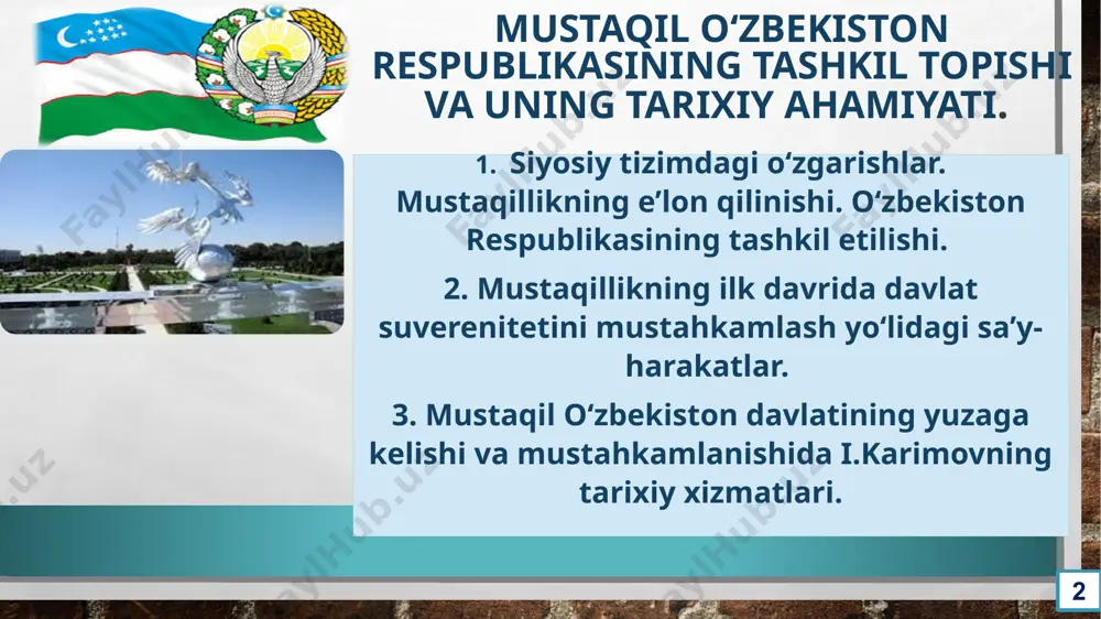 ribasi asosidagi mahalliy xalq mentalitetidan kelib chiqib jamiyatni demokratlashtirish bilan hamohang bordi. milliy mustaqillik arafasidayoq ko'ppartiyaviylik tizimini joriy etish, davlat va hukumatdan ayrim jamoat birlashmalari tuzulmalarini erkin faoliyat ko'rsatishi uchun huquqiy shart-sharoitlar yaratishga intilish respublika rahbariyatining xx asrning 90-yillari boshidagi strategik siyosiy islohotlarining bosh maqsadlaridan biri edi mustaqillikning dastlabki kunlaridayoq prezident i.a.karimov quyidagi maqsadni ilgari surdi: “respublikada sobitqadamlik bilan xalqchil adolatli jamiyatni bunyod etish - bosh vazifadir... yangilangan jamiyatning siyosiy va davlat tuzilishi insonga uning siyosiy, iqtisodiy va ijtimoiy turmush tarzini erkin tanlab olishini kafolatlashi kerak» mustaqillik davrida fuqarolik jamiyati qurish stregiyasiyani shakllanishida prezident i.a.karimov tomonidan ilgari surilgan “kuchli davlatdan - kuchli fuqarolik jamiyati sari" kontseptual tamoyil muhim ahamiyat kasb etdi. bu tamoyilning asosiy mazmun-mohiyati, yo'nalishlari, umuminsoniy va milliy jihatlari uning ma'ruzalari va asarlarida mujassamlashdi. o'zbekiston respublikasi birinchi prezidenti i.a.karimovning oliy majlis qonunchilik palatasi va senatining qo'shma majlisidagi (2005 yil 28 yanvar) “bizning bosh maqsadimiz - jamiyatni demokratlashtirish va yangilash, …