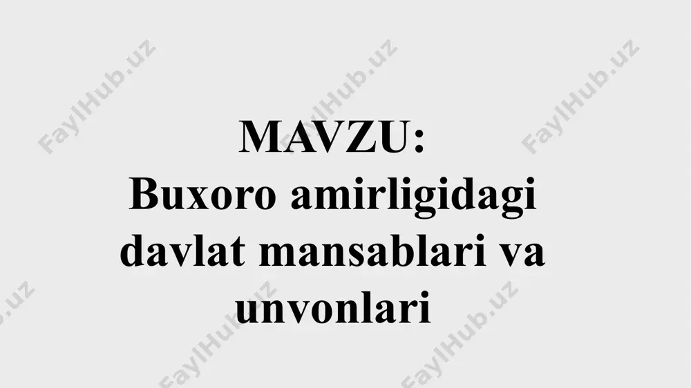 vazirlarnikidan ortiq bo`lgan, u: hibsga olish jazo berish qatl qilish gunohkor molini musodara etish huquqlariga ega bo`lgan. davlatda favqulodda holatlar bo`lib qolganda “kull qo`shbegi” (hamma qo`shbegi) mansabi ham joriy etilgan. bunday vaqtda “qo`shbegi kalon” - “qo`shbegi poyon”ning vazifalarini ham bajargan. buxoro arki xix asr “majma` ul-arqom” ma`lumotiga qaraganda eng oliy mansab qoziylar mansabi bo`lgan. ulardan so’ng oliy darajada … shayx ul-islom qozi ul-quzzot qozi askar viloyat qozisi xx asr boshiga kelib qozi kalon (qozi ul-quzzot) va raisi kalon mansablari buxoro amirligi hayotida asosiy o`rinni egallagan. qozi kalonni yana “qozi sha`ri sharif” deb ham ataganlar. bu ikki qozi mansab egalari: jazo berish molini musodara qilish shariat bo`yicha sud qilish hibsga tashlash huquqlariga bo`lgan. shu martabalarning keyingi ikkinchi pog`onasida muftilar turgan … uning yuqori darajasi a`lam mansabi bo`lib, sohibi yurish va lashkar tortishlar vaqtida fatvo bergan. muhtasib uchinchi darajada turgan. muhtasib mansabiga tayinlangan kishi sayyidlar avlodidan bo`lishi lozim bo`lgan. viloyatlarda esa sayid …