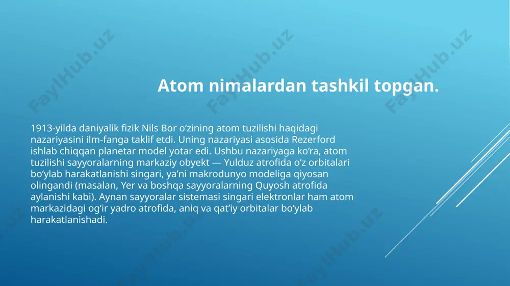 i ming marta og‘irroq. ular ikkisi o‘lchamlariga ko‘ra ham o‘zaro o‘xshash, faqat aytib o‘tilganidek, protonlar musbat zaryadga ega bo‘lgani holda neytronlarning umuman hech qanday zaryadi bo‘lmaydi. o‘z navbatida protonlar va neytronlar kvarklar deb ataluvchi elementar zarrachalardan iborat boʻladi. hozirgi zamon fizikasida kvarklar moddalarning eng kichik va elementar zarrachalari sifatida qaraladi. atomning o‘lchamlari uning yadrosi o‘lchamlaridan bir necha barobar katta bo‘lib, agar atomni futbol maydoni o‘lchamida tasavvur qilsak, unda yadro ushbu futbol maydoni qoq markaziga joylashtirilgan tennis koptogi singari o‘lchamda namoyon boʻladi. tabiatda o‘lchamlari massasi va boshqa xossalariga ko‘ra farqlanuvchi ko‘p sonli atomlar mavjud. bir turdagi atomlarning jamlanmasi kimyoviy element deb ataladi. hozirgi kunda kimyoviy elementlarning 117 xili fanga maʼlum. ular atomlari, massasi, o‘lchamlari va tuzilishiga ko‘ra o‘zaro farq qiladi. atomlar ichidagi elektronlar manfiy zaryadlangan elektronlar yadro atrofida o‘ziga xos bulut hosil qilgan tarzda harakatlanadi. massasi ancha katta boʻlgan yadro elektronlarni o‘ziga tortib turadi, lekin elektronlarning o‘z energiyasi, yadrodan maʼlum masofaga …
