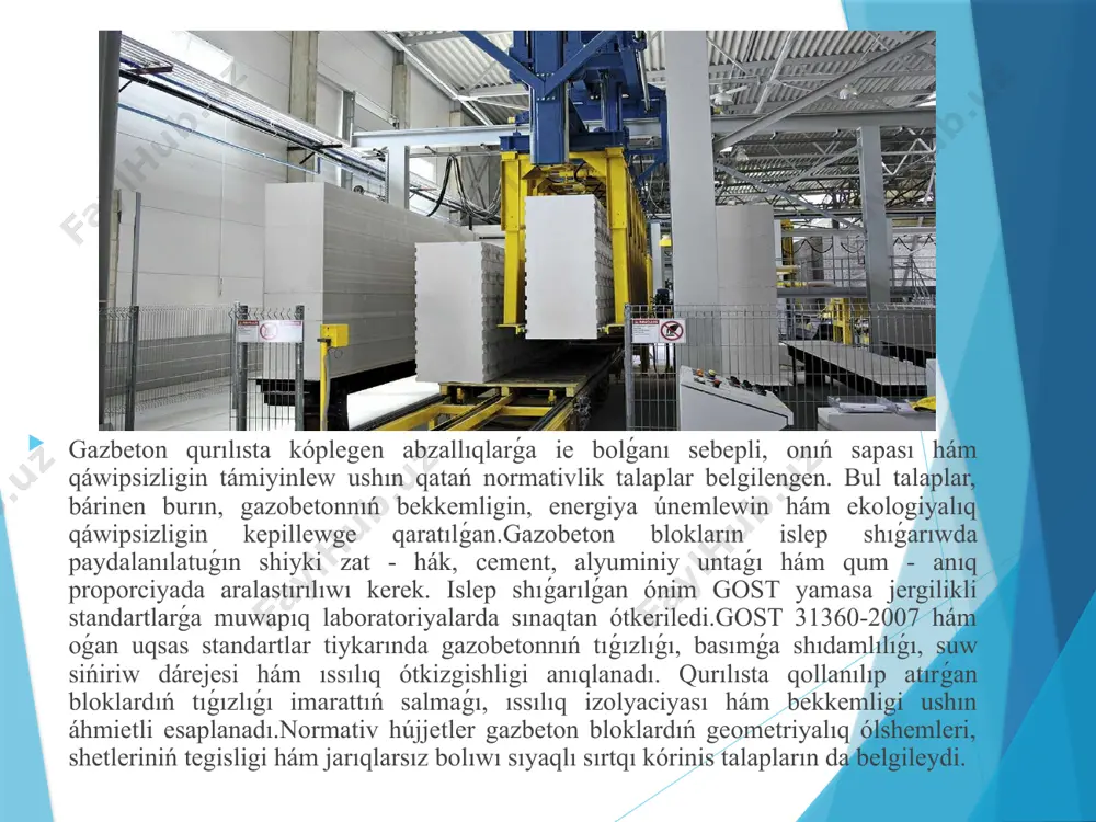 salistiriw. kóbikbeton hám gazbeton qurilista keń qollanılatuǵın jeńil beton túrleri bolıp, olar arasında bazı bir ózgeshelikler bar. hár eki material da joqarı ıssılıq izolyaciyası, jeńillik hám bekkemlikti támiyinleydi, biraq olardıń islep shıǵarıw texnologiyaları hám quramında sezilerli ayırmashılıqlar bar. gazbeton islep shıǵarıw texnologiyası gazbeton islep shiǵarıw procesi ximiyalıq gazleniw procesine tiykarlanadi. tiykargı quramlıq bólimler cement, hák, qum hám alyuminiy untaģi bolip, alyuminiy untaģi menen ámelge asırılgan ximiyalıq reakciya nátiyjesinde materialda gazleniw júzege keledi. bul gaz beton quramında boslıqlar payda etedi, nátiyjede jeńil hám ıssılıqtı jaqsı uslap turıwshı material payda boladı. gazbetonnıń islep shıǵarıw procesi birqansha quramalıraq bolıp, arnawlı avtoklavta (joqarı temperatura hám basımda) qayta islenedi. bul usıl materialdıń joqarı mexanikalıq bekkemligi hám ıssılıq izolyaciyasın támiyinlewge járdem beredi. salıstırıw eki material da jeńil, ıssılıqtı jaqsı saqlawshı hám ekologiyalıq jaqtan qáwipsiz bolıwına qaramastan, olardıń islep shıǵarıw texnologiyasında sezilerli ayırmashılıqlar bar. gazbeton islep shıǵarıw procesi kóbirek texnologiyalıq hám joqarı basım astında ámelge asırıladı, bul …