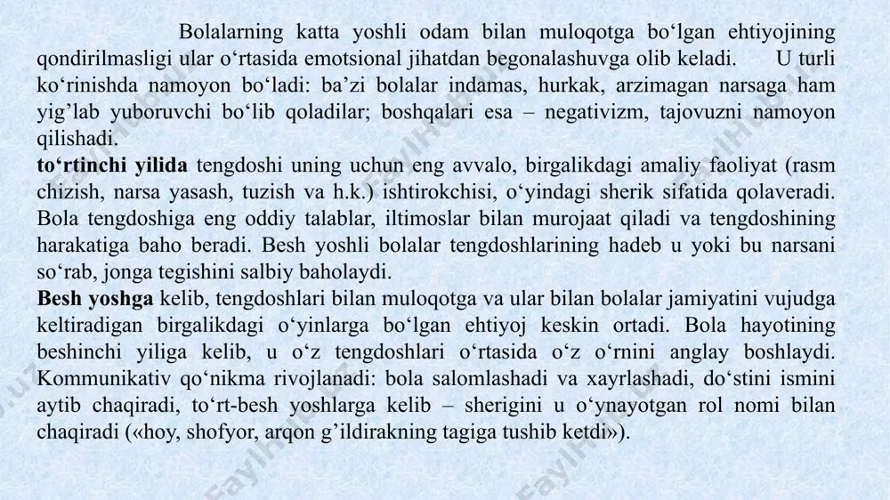 ingan bilim mustahkamlanadi va faollashadi. o‘yinlarda pedagogning ishtirok etishi lug’atning boyishiga, nutqiy muloqot madaniyatini tarbiyalashga yordam beradi. qurilishga oid o‘yinlarni tashkil etish jarayonida tarbiyachi bolalar uchun qiyin bo‘lgan so‘zlarning (sifatni, miqdorni, hajmni va narsalarning fazoda joylashuvini belgilash va boshq.) katta guruhini aniqlashtiradi, faollashtiradi. maktabgacha o‘rta yoshdagi bolalar nutgini o‘stirishning metodik masalalari. ilk turdagi nutqiy rivojlanishda 4-5 yoshdan maxsus tayyorgarliksiz hikoya qilib berish boshlanadi. bolalar sehrli ertaklar va bo‘lgan voqealarni bir-biriga so‘zlab beradilar, o‘yinchoqlardan foydalangan holda o‘ziga xos hikoyalar to‘qiydilar. agarda bola yetti yoshida tanish an’anaviy ertakni (“zumrad va qimmat», “egri va to‘g’ri» kabi) mustaqil hikoya qilib bera olsa, o‘yinchoqlar, sur’atlar asosida kichik og’zaki insho to‘qiy olsa bular uning nutqi yetarli darajada rivojlanayotganini bildiradi. bola nutqini ma’nodosh, shakldosh va ko‘p ma’noli so‘zlar, umumlashtiruvchi nomlar bilan boyitishga harakat qiling. unga yangi so‘zlarni o‘zlashtirishiga yordam bering. bolada to‘g’ri gapirishga intilishni qo‘llab-quvvatlang. bolaning so‘zlarni to‘g’ri talaffuz qilishiga ahamiyat bering. - tez aytish va qisqa …