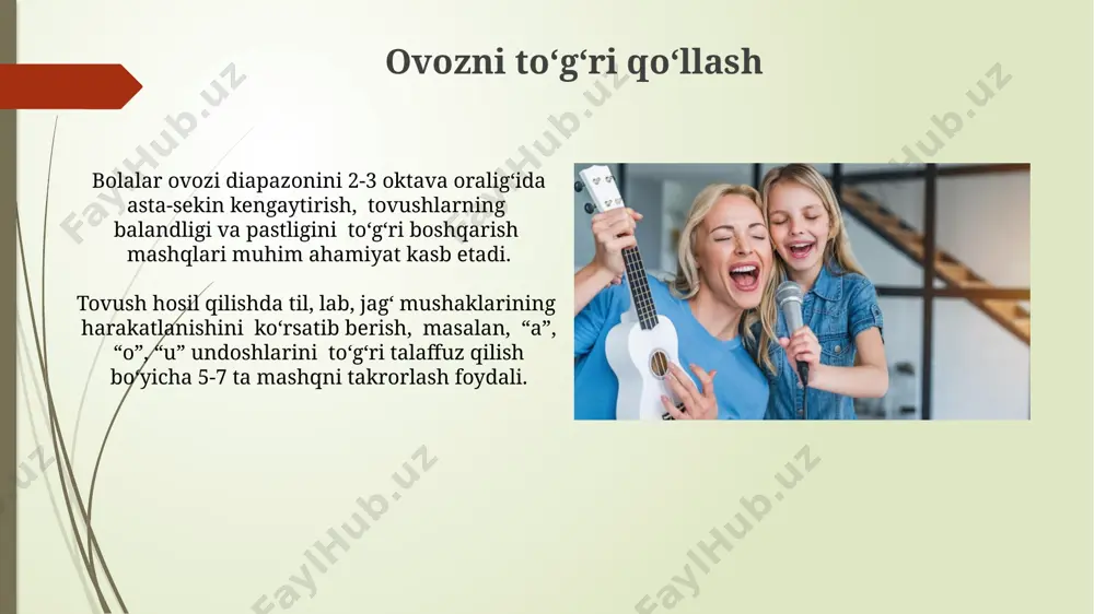 birlashtirish, 7 yoshgacha bo‘lgan bolalar uchun samarali usul hisoblanadi. yoshga mos qo‘shiqlar tanlash qo‘shiqlarning ritmi va melodiyasi bolalarning yosh xususiyatlariga mos kelishi, ya’ni 5-6 yoshdagilar uchun tezroq va quvnoq, kichiklar uchun esa sekinroq va xotirjam bo‘lishi kerak. yoshga mos qo‘shiqlarni tanlashda, 3-7 yoshli bolalar uchun sodda, takrorlanuvchi qismlari bo‘lgan, 1-2 daqiqadan oshmaydigan qo‘shiqlarni afzal ko‘rish maqsadga muvofiqdir. ota-onalar bilan hamkorlik ota-onalar bilan muntazam, kamida oyiga 2 marta, qo‘shiq mashg‘ulotlari yuzasidan aloqa o‘rnatish, bolaning uyda qo‘shiq kuylash faoliyatini kuzatish va qo‘llab-quvvatlash bo‘yicha maslahatlar berish samarali. bolalarning 5-7 yosh oralig‘ida musiqiy qobiliyatlarini rivojlantirishda ota-onalarning faol ishtiroki, uyda maxsus mashqlar bajarish, musiqa tinglash orqali sezilarli yutuqlarga erishish mumkin. e'tiboringiz uchun rahmat @taqdimot_robot image1.jpg image2.jpg image3.jpg image4.jpg image5.jpg image6.jpg image7.jpg image8.jpg image9.jpg image10.jpg image11.jpg image12.jpg