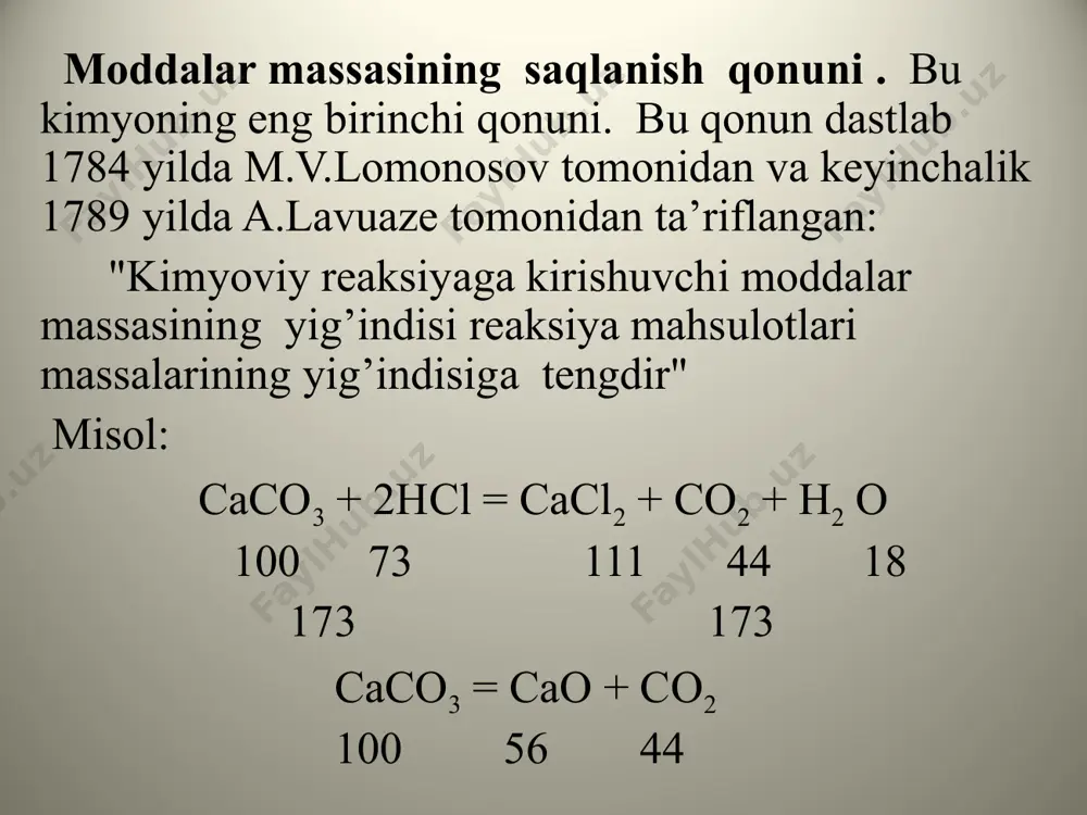 aruvchan tarkibli moddalar xossalarini tekshirgan n.s.kurnakov taklifiga ko’ra o’zgaruvchan tarkibli birikmalar bertolidlar deb, o’zgarmas , ya’ni molekulyar tarkibli birikmalar daltonidlar deb ataladigan bo’ldi. 3.karrali nisbatlar qonuni. 1804 yilda ingliz olimi d.dalton modda tuzilishi to’g’risidagi atomistik tasavvurlarga asoslanib, karrali nisbatlar qonunini ta’rifladi: "agar ikki element bir-biri bilan bir necha birikma hosil qilsa, elementlardan birining shu birikmalardagi ikkinchi elementning bir xil massa miqdoriga to’g’ri keladigan massa miqdorlari o’zaro kichik va butun sonlar kabi nisbatda bo’ladi ." karrali nisbatlar qonuni juda ko’p misollar bilan isbotlandi. masalan: 1) azot bilan kislorod bir- biri bilan bir necha quyidagi birikmalarni hosil qiladi. formula m(n) m(o) 1qism nga m(n)/m(o) to’g’ri o n2o 28 16 0,57 1 no 14 16 1,14 2 n2o3 28 48 1,71 3 no2 14 32 2,28 4 n2o5 28 80 2,85 5 2) uglerod bilan vodorod birikmalarini olsak, formula m(c) m(h) 1 oism cga h m(c)/m(h) ch4 12 4 3 1 c2h4 24 …