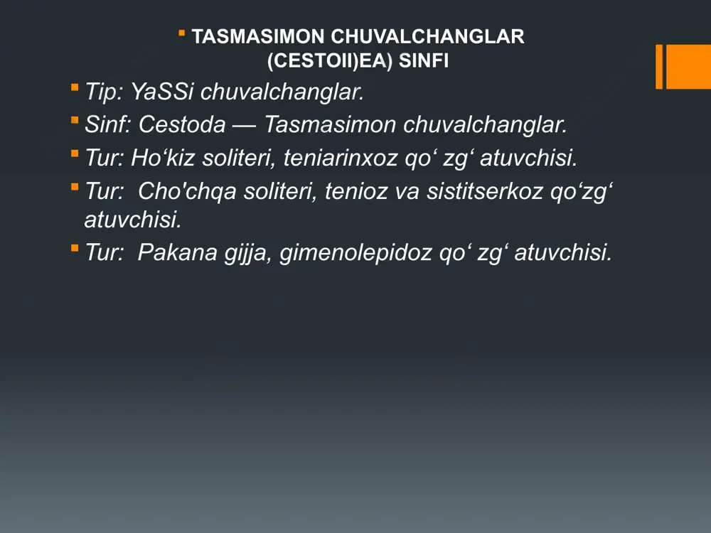 o‘jayin organizmida jinsiy yetilad ho‘kiz soliteri (taeniarhynchus saginatus) ho‘kiz soliteri (taeniarhynchus saginatus) — teniarinxoz qo‘zg‘atuvchisi. asosiy xo‘jayin organizmida yashash joyi. ingichka ichak. geografik tarqalishi. hamma hududlarda, ayniqsa chala pishirilgan go‘shtlarni iste’mol qilinadigan hududlarda ko‘proq uchraydi. morfologiyasi. uzunligi 4-10 m ga yetadi. skoleksida 4 ta so‘rg‘ich mavjud, ilmoqchalari yo‘q (shuning uchun ham qurol- lanmagan soliter deb ataladi). germafrodit bo‘g‘imlar to‘rtburchak shaklda, tuxumdoni ikki botakli, bachadoni shoxlanmagan. yetuk bo‘g‘imlari cho'zinchoq bo‘lib, bachadonning shoxlari 17-36 ta (70- rasm). hayot sikli. asosiy xo'jayini odam, oraliq xo'jayini yirik qoramol. juda ko‘p tuxumlarni ajratadi. yetuk bo‘g‘imlari uzilib, faol o‘rma- lab anal teshikdan chiqishi mumkin. oraliq xo‘jayin uchun invazion bosqichi tuxumlardir. oraliq xo'jayinga tuxumlar va bo‘g‘imlar bilan ifloslangan o‘t, suv orqali o‘tadi. ho‘kiz soliteri. a—yaxlit chuvalchang; b—germafrodit bo‘g‘im; d—skoleksi; e—yetuk bo‘g‘im. 1—tuxumdon; 2—sariqdon; 3—melis tanachasi; 4—bachadon; urug'donlar; 6—urug‘ eltuvchi nay; 7—qin; 8—sirrus xaltachasi; jinsiy kloaka; 10—ayirish sistemasi naylari; 11—nerv tolasi hayvonlar ichagida onkosferadan olti ilmoqli onkosferalar chiqib …