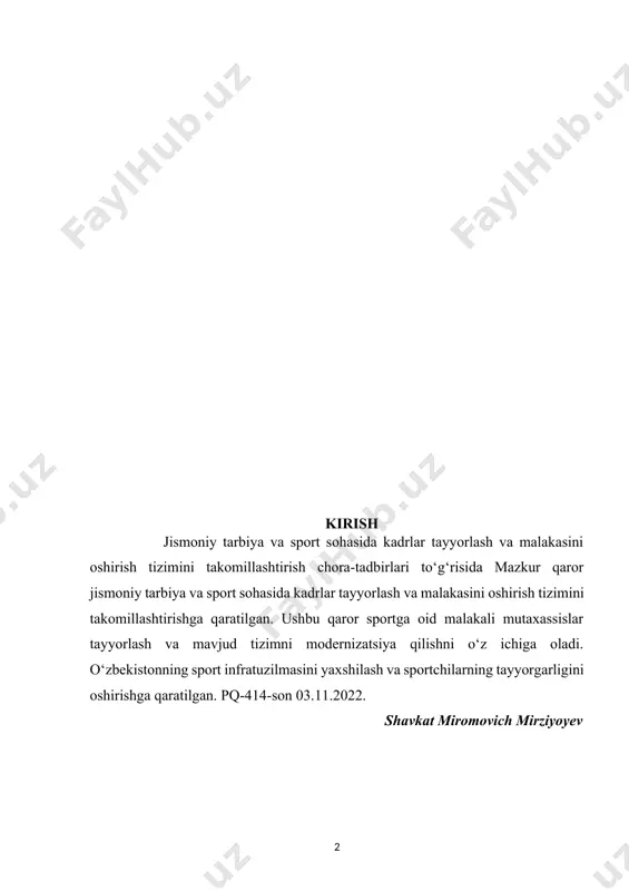 ga e'tibor qaratiladi. jismoniy kuchni rivojlantirish, yuguruvchilarning umumiy va maxsus kuch ko‘rsatkichlarini yaxshilashga imkon beradi, bu esa o‘z navbatida ular uchun musobaqalarda yuqori natijalar ko‘rsatish imkoniyatini yaratadi. kross yuguruvchilarning tayyorgarligida, shuningdek, tezlikni oshirish va yugurish texnikasini takomillashtirish ham alohida o‘rin tutadi. kross yugurishdagi texnikaning o‘zgarishi, samarali harakat va maxsus mashqlar orqali yuguruvchilarni tayyorlashga alohida e'tibor qaratiladi. kross yugurishda samarali harakatlar va to‘g‘ri texnika yordamida, yuguruvchilarning tezligi va chidamliligi yuqori darajada saqlanadi. maxsus mashqlarni o‘rgatish, kross yuguruvchilarining individual ehtiyojlari va jismoniy imkoniyatlariga moslashtirilgan holda amalga oshiriladi.shu bilan birga, kross yuguruvchilarga maxsus mashqlarni o‘rgatish jarayonida, jismoniy kuchni rivojlantirish, texnikani takomillashtirish va ularning samarali harakatlarini oshirishga alohida e'tibor qaratish zarur. bularning barchasi sportchilarni yuqori natijalarga erishish uchun tayyorlaydi. mavzuning dolzarbligi:kross yugurishning dolzarbligi bugungi kunda jismoniy tarbiya va sport sohasida katta ahamiyatga ega bo‘lib, ayniqsa, sog‘lom turmush tarzini shakllantirish va sportchilarni yuqori natijalarga erishtirish uchun zarur. tabiiy sharoitlarda amalga oshiriladigan kross yugurish, jismoniy tayyorgarlikning …