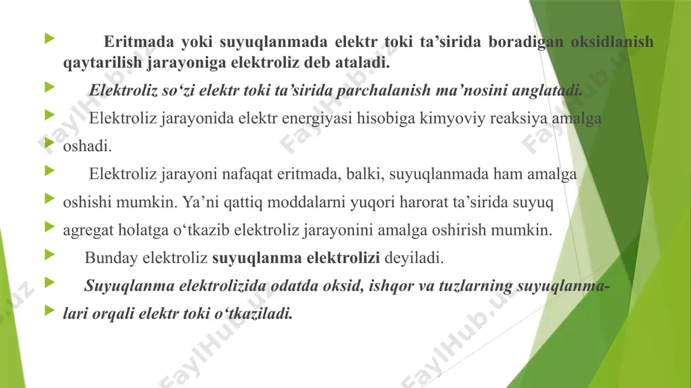 hqari reaksiyalarda vodorod ionlari yoki gidroksidlar ham ishtirok etishi mumkin. bu ionlar suvning dissotsiyalanishi natijasida hosil bo‘ladi. hosil bo‘layotgan ionlar tegishli elektrodlarga tomon harakatlanadi. katodga elektrolitning kationlari bilan vodorod- (h+), anodga elektrolitning anionlari bilan gidroksid ionlari (oh–) tortilaveradi. yuqorida mis (ii) - xloridning suvdagi eritmasi elektrolizi suvli eritma elektroliziga misol bo‘ladi. eritmadagi cu2+ va cl– ionlari tegishli elektrodlarga tomon yo‘naladi va ularda quyidagi jarayonlar sodir bo‘ladi: eritma elektrolizida katodda har doim ham metall atomi ajralmaydi. metall atomi o‘rniga h2 gaz holatda ajralishi ham mumkin. katodda metall yoki vodorod ajralishini aniqlash uchun rus olimi n.n. beketov tomonidan taklif etilgan metallarning aktivlik qatoridan foydalanamiz. bu qatorda vodorodni ham ko‘rishimiz mumkin. bu qatorda metallarning aktivligi vodorodga nisbatan olingan. vodoroddan o‘ng tomonda joylashgan metallar passiv metallar hisoblanadi. vodoroddan chap tomonda joylashgan metallar vodoroddan aktiv hisoblanib, reaksiyada vodorodni o‘rnini egallashi mumkin. vodoroddan chap tomonda turgan metallar ham o‘z navbatida 2 guruhga bo‘linadi: aktiv va o‘rtacha …