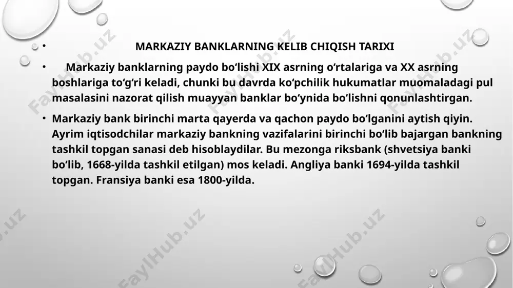 aqamlarida minimal rezervlar sifatida saqlashga majburdirlar. xususan, germaniya federativ respublikasida 1984 yildan boshlab, asosan, barcha tijorat banklari bilan bir qatorda uzoq muddatli qoyilmalar bilan shug’ullanuvchi kredit institutlari va qurilish jamg’arma kassalari ham minimal rezervlarini markaziy bankda saqlashga majbur bo’ldilar. markaziy bank banknotalarni muomalaga chiqarish boyicha monopol mavqeiga ega. bu «banknota yakka hokimligi», deb ham ataladi. banknotalar mamlakat hududidagi hisob-kitoblarda cheklanmagan miqdorda qabul qilinuvchi yagona to’lov vositasidir. markaziy bankning naqd pullarni berish jarayonidagi monopol mavqei, uning barcha pul massasining hajmini, shu jumladan, tijorat banklarining hisob-raqamlaridagi pul mablag’larini ham nazorat qilishiga imkon beradi. 3. markaziy bankning “davlatning banki” funktsiyasi; rasmiy oltin-valyuta zaxiralarini boshqarish funktsiyasi. markaziy bank, davlat banki sifatida, davlat byudjetining kassali bajarilishini amalga oshiradi, davlat organlarining naqd pulsiz operatsiyalarini ma’lum qismini amalga oshiradi, xukumatning tashqi qarzlarini to’lashga xizmat qiladi, byudjet defitsitining ma’lum qismini qoplashga va boshqa davlat muassasalarining xarajatlarini moliyalashtirish maqsadlariga qisqa muddatli kreditlar beradi. hamda xukumatga pul-kredit va valyuta masalalari …