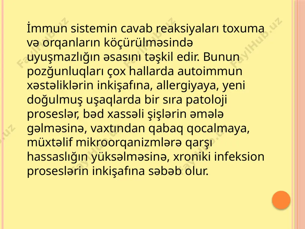 ələri-sitokinləri vasitasilə baş verir. hüceyrələr kimi, bunlar da heterogen polifunksionaldırlar. sitokinlərin əksəriyyəti bir neçə funksiya ifadə edir, hərçənd bunlara digər hüceyrələrdə hasil olunan həlledici maddələr, qismən də olsa üstün gələ bilirlər, yaxud əksinə funksional sitokin müxtəlif hüceyrələrlə sintez olunurlar. t- və b-limfositlər sistemi nisbi avtonomluğu ilə fərqlənirlər, hərçənd immun cavabda, adətən t- və b-limfositlər makrofaqlarla birlikdə kooperativ olaraq iştirak edirlər. t- və b-limfositlər morfoloji cəhətdən nəzərə çarpacaq dərəcədə fərqlənmirlər, lakin onların metabolizmində çox mühüm fərqlər aşkar edilir. bu fərqlər ilk növbədə limfositlərin fiziki xüsusiyyətləri və onların membranında olan reseptorlarla əlaqədardır. belə ki, məsələn, b-limfositlərdən fərqli olaraq t-limfositlərin səthində çoxlu miqdarda sial turşusu qalıqları vardır ki, bunun nəticəsində onlar artıq dərəcədə mənfi yük daşıyırlar. t- və b limfositlərin elektroforez üsulu ilə ayrılması məhz bu xüsusiyyətə əsaslanır. hüceyrə qarışığından sentrafuqa vasitəsilə qradent sıxlığında ayrıldıqda t-limfositlər qardientin daha sıx təbəqələrində yerləşirlər. siçanlarda t-limfositlərinin səthində xüsusi antigenlər (antigenmarkerləri) - thy-1 antigeni, lyt-antigenlər qrupu və …