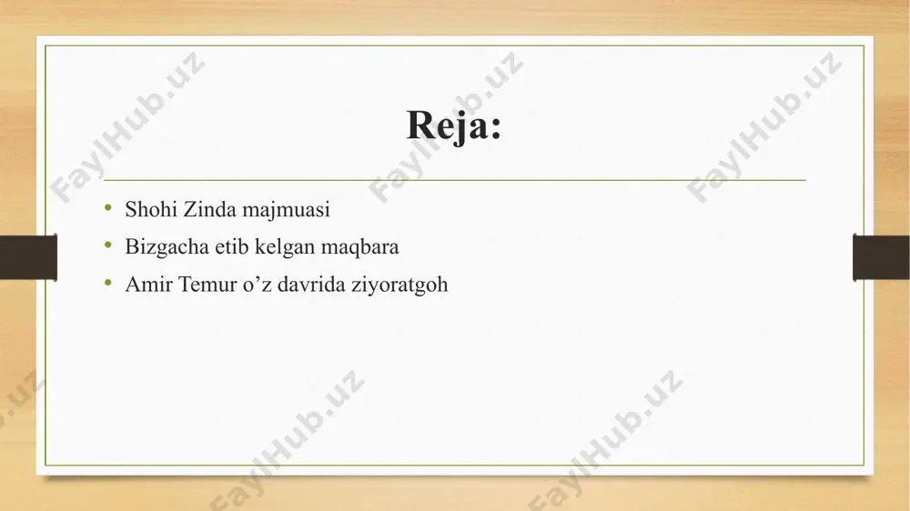 uasi temuriylar zamonasi me’morchiligining ajoyib namunasi.bir-biri bilan bog’langan ikki to’rt burchak xona, katta xona (ziyoratxona) va kichik xona (qabrxona)ga egadir. qabrxonada bitta qabrtosh, uning ostida dahma bor. to’rt gumbaz chortoqni yuziga keltiradi. gumbaz qalpog’i va tahmonlar ko’p pog’anali muqarnasga ega. devorlarga gul naqshlangan, ammo naqshlar qisman saqlanib qolgan. qo’shgumbazli maqbara majhullik pardasi bilan to’silgan va tadqiqotchilar o’rtasida ancha-muncha bahslarga sabab bo’lgan edi. qussam ibn abbos arab ma’lumotlarida aytilishicha , qussam samarqandga 676 yili kelgan. u haqda turli rivoyatlar yuradi. ba’zi ma’lumotlarga qaraganda u o’ldirilgan, ba’zilarida esa o’z ajali bilan o’lgan, deyiladi. xalq orasida qussam “shohi zinda” , ya’ni “tirik shoh” nomi bilan mashhurdir. “qandiya “ kitobida keltirilgan rivoyatlarning birida aytilishicha , shaharning namozgoh masjidida iydi qurbon namozini o’qiyotgan qussam ibn abbos va boshqa musulmonlar ustiga g’ayridinlar qo’qqisdan bostirib kiradilar va ularni birma-bir o’ldira boshlaydilar. qussam ibn abbos namozni o’qib bo’liboq namozgoh masjidining mehrobiga bir ishorat qiladilar. shunda mehrob devori yoriladi …