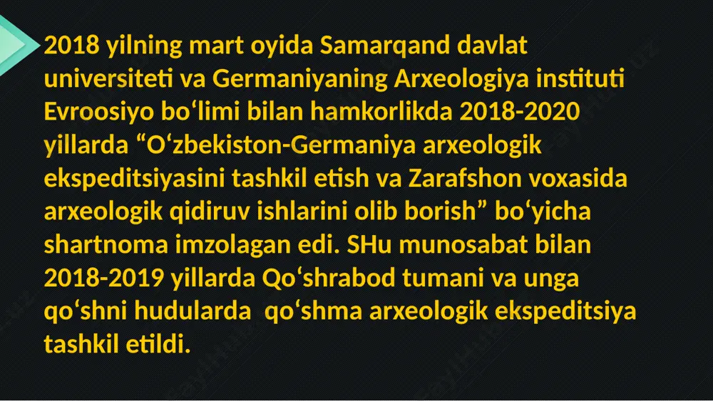 ykamar va rustamkamar g‘orlaridan so‘nggi paleolit davriga oid ikkita tosh buyumlarining topilishi fikrimizga asos bo‘ladi. jizli 2 qo‘shrabot hududida umumiy landshaftni o‘rganish hamda mahalliy aholi tomonidan ko‘rsatilgan joylarni izlash uchun mintaqaning turli hududlarida keng qamrovli tadqiqotlar o‘tkazildi. mahalliy aholi bilan muloqot tashkil etish qidiruv ishlarida ko‘plab arxeologik obektlarni qayd etishga katta yordam berdi. ekspeditsiya davomida bir qancha yangi arxeologik ob’ektlar topildi. ular asosan toshlar bilan o‘ralgan bo‘lib, tashqi ko‘rinishiga ko‘ra obektni ajratishda qiyinchilik tug‘diradi. ularning ko‘pchiligi bronza davriga oid bo‘lishi mumkin. ular vertikal toshlar (stella), turli hajm va shakldagi tosh bilan o‘ralgan qabrlar edi. tadqiqotlar davomida granitdan ishlangan bir necha vertikal holda tosh o‘rnatilgan qabrlar topildi. toshlar turli shakl va balandliklarga .va har hil o‘lchamga ega. (1,2,3-rasmlar) boshmonsoy atrofida joylashgan tik toshning balandligi 1,35 m va eni 0,65 m. do‘lana qishlog‘idan topilgan tik tosh balandligi 2 m, qalinligi, 35 sm kengligi 0,7 m ni tashkil etadi. sumbul qishlog‘idagi tik toshning …