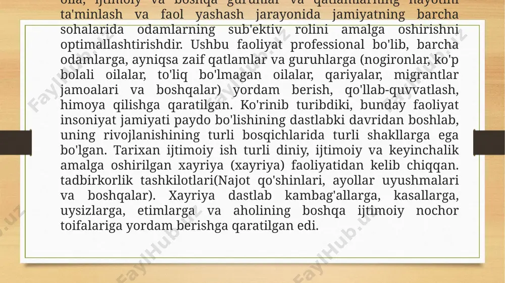 t va qonunchilikni ishlab chiqishda texnikaviy ko‘mak berish, barcha bolalar uchun xavfsiz muhitni yaratish uchun turli mutaxassislarning kasbiy mahoratini oshirish, bola himoyasi bo‘yicha aholi xabardorligini oshirish shular jumlasiga kiradi. ushbu sohadagi tashabbuslar xavfsiz onalik va bolalik bo‘yicha xalqaro standartlar va amaliyot integratsiyalashuvi, tibbiyot xodimlariga saboq berish hamda yuqori samarali va katta xarajatlarni talab qilmaydigan ona va bola salomatligini muhofaza qilish dasturlarini qo‘llab-quvvatlash kabi vazifalarni qamrab olgan. shu bilan birga, unicef mamlakatda turli kasalliklar profilaktikasiga qaratilgan tadbirlarni ham qo‘llab-quvvatlamoqda. bu sohada unicef “bolalarga do‘stona munosabatdagi shifoxonalar tashabbusi”, axborot-tashviqot dasturlari va jamoatchilikni xabardor qilish orqali immunizatsiya bo‘yicha umummilliy tashabbuslarni ro‘yobga chiqarish, oziqlanish va oziq-ovqatlarni boyitish bilan bog‘liq qonunlarni ishlab chiqish va amalga oshirish, faqat ko‘krak suti bilan emizib boqishni ilgari surishga ko‘maklashdi. kam ta'minlangan va ko'p bolali oilalarning muammolarini hal qilishda yordam berish faoliyati sifatida ijtimoiy ish insonparvar kasblar qatoriga kiradi. insonni kasalliklardan xalos etishni maqsad qilgan tibbiyot yoki inson shaxsini shakllantirishga …