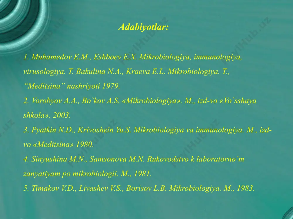 g paydo bo’lishi va rivojlanishi quyidagilarga bog’liq: a) mikrobning potogenlik darajasiga; b) makroorganizmning immunologik holatiga: v) tashqi muhit sharoitlariga; patogenlik. mikrobning ma’lum sharoitda o’ziga xos infeksion kasallikni qo’zg’atish xususiyati patogenlik deyiladi. u turga xos, o’zgaruvchan belgi. virulentlik. mikrobning patogenlik darajasi uning virulentligi deyiladi, ya’ni virulentlik mikrobning individual belgisi bo’lib, har xil sharoitlarda o’zgarib turadi. virulentlik laboratoriya hayvonlarini zararlab aniqlanadi. hayvonlarni o’ldira olgan kulturaning eng kam miqdori dlm (dosis letalis minima) mikrob virulentligining ko’rsatkichi hisoblanadi. infeksiyaning turlari. kelib chiqish sababiga ko’ra ekzogen va endogen infeksiyalar mavjud. ekzogen infeksiya qo’zg’atuvchilari hayvon organizmiga tashqi muhitdan kiradi. endogen infeksiya qo’zg’atuvchilari esa odatda organizmning o’zida bo’lib, organizmning ahvoli yomonlashgandagina kasallikni rivojlantiradi. bunga shartli patogen mikroblar, latent viruslar va h.k.lar kiradi.organizmga kirgan qo’zg’atuvchi turi va miqdoriga ko’ra oddiy va aralash holda kuzatiladi. bir tur qo’zg’atuvchi qo’zg’aydigan kasalliklarga oddiy ikki yoki undan ortiq tur qo’zg’atuvchilar kirishidan paydo bo’ladiganlarga aralash infeksiya deyiladi. aralash infeksiyalar og’ir o’tadi. ba’zan kasal …