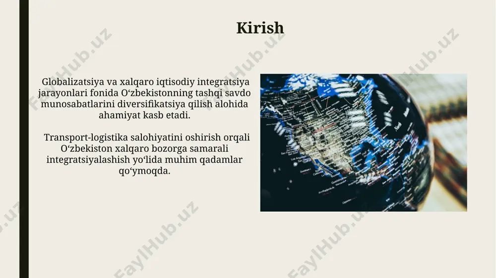 oʻzbekiston hind okeani portlariga va yevropa bozorlariga chiqish imkoniyatiga ega boʻlib, eksport hajmini 2024 yilda 3,6 milliard dollargacha oshirishni rejalashtirmoqda. eksport-import tarkibidagi oʻzgarishlar import tarkibida esa asosiy ulushni mashina va transport uskunalari (37,5%), sanoat tovarlari (16,4%), kimyo va shu kabi mahsulotlar (12,3%) egalladi. 2024-yilning birinchi choragida oʻzbekistonning eksport hajmi 6,384,4 million aqsh dollarini, import esa 9,438 million aqsh dollarini tashkil etdi, bu esa 2023 yilning shu davriga nisbatan sezilarli o'sishni ko'rsatadi. yangi tashqi savdo yoʻllari va unga chiqish usullari “bir kamar – bir yoʻl” tashabbusi doirasida oʻzbekiston uchun ochilgan yangi infratuzilmaviy imkoniyatlar eksport-import hajmini oshirishga va transport xarajatlarini kamaytirishga yordam beradi. kaspiy dengizi orqali yevropaga chiqish imkoniyatlarini rivojlantirishda multimodal transport koridori tashkil etilmoqda, bu esa oʻzbekistonning hind okeani va yevropa bozorlariga chiqishini osonlashtiradi. tashqi savdo geografiyasining shakllanishi milodiy v-vi asrlarda samarqand, buxoro va xiva kabi shaharlarda ipak, ziravorlar, temir-buyumlar savdosi keng yoʻlga qoʻyilgan, xitoy, hindiston, fors va vizantiya bilan aloqalar …