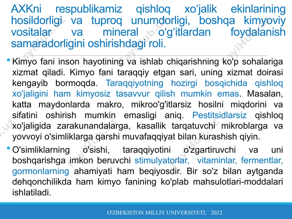 ishdagi roli. agrokimyo fanining muhim yo‘nalishlaridan yana biri-o‘g‘itlar qo‘llash ekologiyasidir. o‘g‘itlar noto‘g‘ri qo‘llansa atrof muhitni ifloslantiradi va ekologik muammolarni keltirib chiqaradi. o‘g‘it qo‘llaganda ekologiya muvozanatini buzmaslik asoslarini ham o‘quvchilar yaxshi bilishlari lozim. qishloq xo‘jaligi ekinlarining mahsuldorligini ko‘tarish, ularning sifatini yaxshilash va tuproq unumdorligini oshirish uchun tuproqda oziq moddalarini aylanishini o‘rganish, ularning o‘simliklarga yutilishi va bu jarayolarni ketishini tartibga solish kerak. kimyoviy elementlarning aylanish doirasini boshqarish va bitta organizim kabi qo‘llab quvvatlash va yashash joylarining birligini saqlab qolish zarur. o‘simliklar, tuproqlarni ta’sirining o‘ziga xos xususiyatlarini aniqlash uchun, mikroorganizmlar va o‘g‘itlar chuqur agrokimyoviy tadqiq qilinishi kerak. o'zbekiston milliy universiteti, 2022 axkni respublikamiz qishloq xo‘jalik ekinlarining hosildorligi va tuproq unumdorligi, boshqa kimyoviy vositalar va mineral o‘g‘itlardan foydalanish samaradorligini oshirishdagi roli. kimyo sanoati keng assortimentda turli mineral tuzlar shaklida ozuqa moddalarini o‘z ichiga olgan mineral o‘g‘itlar ishlab chiqaradi. oddiy o‘g‘itlar, ayniqsa azot, fosfor va kaliy o‘g‘itlar o‘zi ichiga qo‘shimcha ozuqa moddalarini kaltsiy, magniy, oltingugurt …
