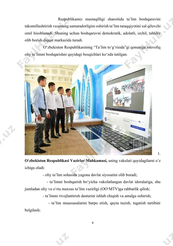 yyorlashni tashkil etish; - o‘zbekiston respublikasi vazirlar mahkamasiga davlat oliy ta’lim muassasasiga rektor tayinlash to‘g‘risida taklif kiritish; - qonunchilikka muvofiq boshqa vakolatlar. oliy ta’lim sohasidagi boshqaruv bilan shug‘ullanuvchi shaxslarga yuksak darajadagi ma’suliyatlilik, vakolatlilik hamda tartib, ma’muriy qoidalarni ichki va tashqi vositalar yordamida muntazam samarali baholash qobiliyati xos bo‘lishi lozim. 3. oliy ta’lim muassasalari. davlat otm bevosita o‘zbekiston respublikasi vazirlar mahkamasi tomonidan tayinlanadigan rektor tomonidan boshqariladi. davlatga aloqadorsiz otmda rektor ta’sischi (mulk egasi) tomonidan tayinlanadi. rektor “oliy ta’lim to‘g‘risida”gi nizomga muvofiq ta’lim muassasasining ish natijalari uchun ma’suldir. u o‘zbekiston respublikasi qonunchiligiga muvofiq ta’lim muassasasi nomidan faoliyat ko‘rsatadi, barcha idoralar, muassasalar va korxonalar bilan uni namoyon etadi, mulkni tasarruf etadi, shartnomalar tuzadi, ishonchnoma beradi, bankda ta’lim muassasaning hisob raqamini ochadi, kreditlarni taqsim qiluvchi hisoblanadi. rektor o‘z vakolati doirasida quyidagilarni amalga oshiradi: - barcha xodimlar, talabalar va boshqa ta’lim oluvchilar uchun buyruqlar chiqaradi va ko‘rsatmalar beradi; - bosh buxgalter va boshqa shtatddagi xodimlarni …