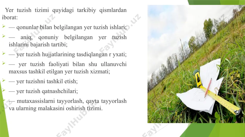 mlasiga kiradi va ulardan yer tuzish loyihalarini ishlashda foydalaniladi yer tuzishni loyihalashning loyiha oldi asosi sifatida yer resurslaridan foydalanish va ularni muhofaza etishning mintaqaviy dasturlaridan ham foydalanish mumkin. ular yerdan foydalanishni va yerlarni muhofaza qilishni tashkil etish bo’yicha kompleks tadbirlarni amalga oshirish muddatlarini, bajaruvchilarini zarur moddiy, mehnat va boshqa resurslarni o’z ichiga oladi. yechiladigan muammolar mazmuniga qarab quyidagi turlarga bo’linadi: yangi yerlarni o’zlashtirish dasturi; tuproqni eroziyadan himoyalash dasturi; buzilgan yerlarni tiklash dasturi; tuproq unumdorligini oshirish dasturi va boshqalar. tuman yer tuzish chizmalari viloyat yer tuzish chizmalariga nisbatan kattaroq aniqlikda ishlanadi. ularda yer tuzishning asosiy masalalari bo’yicha yechimlar qabul qilinadi. bu yechimlar keyinchalik xo’jaliklararo, xo’jaliklarda ichki yer tuzish, melioratsiya,aholi yashash joylari, yo’l qurilishi va boshqa muhandislik loyihalarga asos bo’lib xizmat qiladi. zarur hollarda yer tuzish loyihasini ishlashdan oldin qidiruv va izlanishlar o’tkaziladi. bu ishlarga topografiya-geodeziya, tuproq, tuproq eroziyasi, tuproq melioratsiyasi, geobotanika, suv xo’jaligi, yo’llar, aholi yashash tizimini o’rganish va yer tuzish …