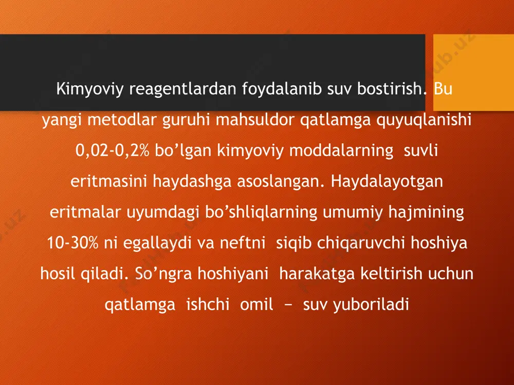 sh, havo haydaladigan quduq tubida neft yondiriladi va yonish zonasi haydalayotgan havo bilan aralashib, suyuqlik chiqarib olish qudug’i tomon siljiydi; 2. to’g’ri yo’nalgan nam yonish yoki o’rta nam yonish, bunda qatlamga ma’lum bir nisbatda havo va suv haydaladi. natijada yonish fronti oldida qaynoq suv hoshiyasi hosil bo’ladi, ya’ni yonish fronti oldidagi zonaga issiqlik kirib keladi, bu o’z navbatida haydalayotgan havo sarfini keskin kamaytirgan holda neftni chiqarib olish koeffitsientining ortishiga olib keladi. aralashmalar yordamida neftni siqib chiqarish metodlari bunday metodlar guruhiga qatlamdagi neft bilan unga haydalayotgan karbon ikki oksidi (co2), suyultirilgan neft gazi (propan), boyitilgan metan gazi, yuqori bosimli quruq gazlar qo’shilishidan hosil bo’lgan aralashma ta’sirida neftni siqib chiqarilishi mansub. qo’llaniladigan har bir metod ma’lum bir bosimdagi, tarkibdagi va fazoviy holatdagi neftni siqib chiqarishda samara berishi mumkin. qatlam bosimi 20 mpa dan yuqori bo’lgan uyumlardan neftni yuqori bosimli quruq gaz bilan, 10-20 mpa bosimda – boyitilgan gaz bilan, 8-14 mpa bosimda …