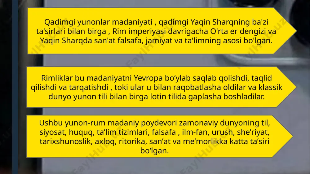 politsiya kuchi) chordoqdagi vaza rasmi badiiy asarlarda skiflar kavkazoid xususiyatlarini namoyon etgan holda tasvirlangan. miloddan avvalgi 5-asr yunon tarixchisi galikarnaslik galikarnas “ tarixlar ” asarida skifiyalik budini qizil sochli va kulrang koʻzli deb taʼriflaydi. miloddan avvalgi 5-asrda yunon shifokori gippokrat skiflar ochiq teriga ega . shuningdek, urushga taʼsir qiladigan darajada gipermobillik darajasi yuqori ekanligini taʼkidlagan. miloddan avvalgi 3-asrda yunon shoiri kallimax skifiyadagi arismapesni (arimaspi) oq sochli deb taʼriflagan. miloddan avvalgi 2-asrda yashovchi xan xitoy elchisi chjan tsyan skiflar bilan yaqindan bogʻliq boʻlgan sharq xalqi boʻlgan say (saka)ni sariq (ehtimol, findiq yoki yashil degan maʼnoni anglatadi) va koʻk koʻzli deb taʼriflagan. "tabiat tarixi ” asarida eramizning 1-asridagi rim muallifi pliniy elder baʼzan saklar yoki toxarlar deb atalgan serlarni qizil sochli , koʻk koʻzli va gʻayrioddiy uzun boʻyli deb taʼriflaydi. milodiy 2-asr oxirlarida nasroniy ilohiyotchisi klement iskandariya skiflar va keltlarning uzun qora sochlari borligini aytadi. 2-asr yunon faylasufi polemon skiflarni shimoliy xalqlar …