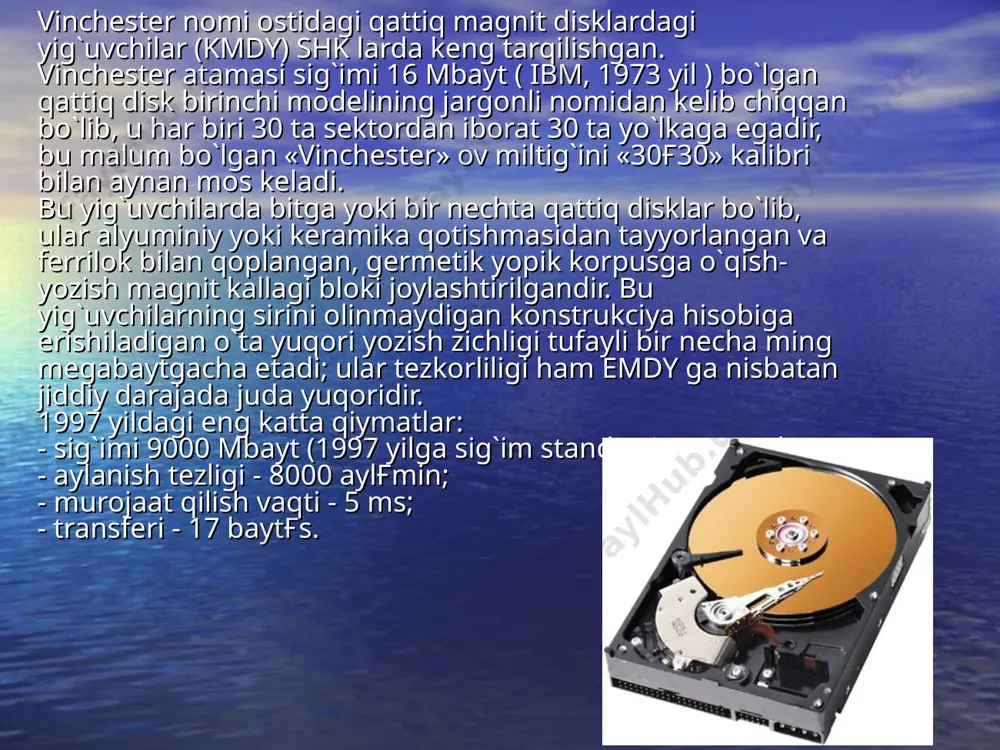 zisiya band bulgani uchun bush joy 3-pozisiyadan topiladi va fayl shu yerga saqlanadi. 11222220000000000000 endi biz 1-faylni diskdan uchirib tashlaymiz. bunda aslida uchirilgan fayl vintdan uchirilmaydi, balki huddi "bush joy" deb belgilab quyiladi: **222220000000000000 (* uchirilgan fayl joyi) yana 12 xajmi fayl yoziladi. 1 va 2-pozisiya bush bulgani bilan fayllar sistemasi (fat, ntfs) shunday tuzilishga egaki iloji boricha "eski", uchirilgan ma'lumotlarga tegmaslikka harakat qilinadi. 12 xajmi fayl sig'adigan haqiqatda bush joylar bulgani sabab 3-fayl usha joylarga saqlanadi: **222223333333333330 endi uchirilgan ma'lumotlarni tiklovchi dasturlar ishlashiga kelsak, bunday dasturlar yuqoridagi aslida ma'lumot bor, lekin "bush joy" qilib belgilangan joylardan ma'lumotlarni tiklaydi, aniqrog'i u joylarni yana "band" deb belgilab quyadi xolos. agar yuqoridagi fayl uchirilgandan keyin vintga yana xajmi 2 ga teng fayl yozsak, diskda uzi 1 ta joy borligi sabab, sistema yangi faylni aslida ma'lumot bor lekin "uchirilgan, bush" deb belgilangan joylarga ham yozadi. sababi diskda xajmi 2 ga teng boshqa "toza" …