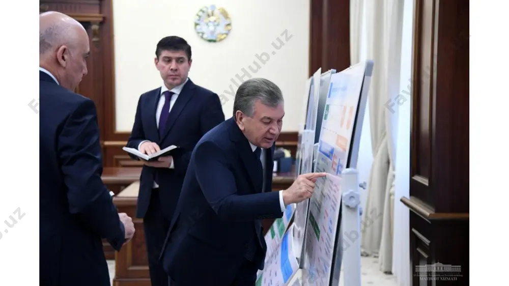 litatsiya qilish uchun mo‘ljallangan, professional tayyorlangan amaliyotga ega bo‘lgan, kamida bitta shifokori mavjud statsionar davolash muassasasi. shifoxona muassasalarida zaruriy anjomlar bilan jixozlangan va band bo‘lishi yoki band bo‘lmasligidan qat’iy nazar, kechayu-kunduz davomida bemorlarni qabul qilishdir. tibbiyot muassasalarida yil yakuni bo‘yicha o‘rta tibbiyot xodimlari soni 31 988 nafarni tashkil etgan bo’lib, ulardan 232 nafari oliy hamshiralik ma’lumotiga ega bo‘lgan hamshiralar hisoblanadilar. o‘tgan 2020-yilga nisbatan o‘rta tibbiyot xodimlari soni 858 nafarga, yoki 2,8 % ga ko‘payganliginikuzatishmumkin. mutaxassisligi bo‘yicha o‘rta tibbiyot xodimlarining 5,8 % ni doyalar, 5,7 % ni laborantlar va 4,8 % ni feldsherlar tashkil etgan holda eng yuqori ko‘rsatkichni qayd etgan. sog‘liqni saqlash muassasalari tarmog‘i (mulkchilik shaklidan qat’iy nazar) shifoxona va ambulator poliklinika muassasalar, shoshilinch tibbiy yordam muassasalar, onalar va bolalar muassasalari, sog‘lomlashtirish oromgohlari, sanitariya-epidemiologiya stansiyalari, tibbiy sanitariya qismlari va sog‘liqni saqlash tizimidagi boshqa muassasalarni qamrab oladi. aholi o‘rtasida jami kasallanish holatlari ichida eng yuqori o‘rinlarda nafas olish a’zolari kasalliklari 21,1 …