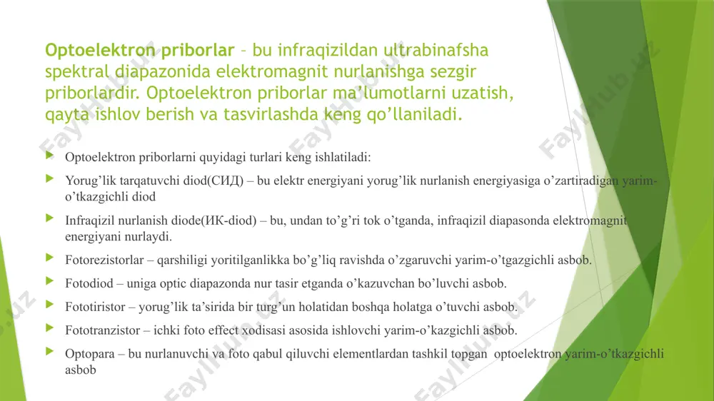 onni qoshish operatsiyasini bajaruvchi raqamli uzel. u ayrish operatsiyasini bajarishi ham mumkin, bunda ayriladigan songa ayriluvchi songa etishmaydigan sonni qo’shadi. komparator – bu ikkita an va bn sonlarni solishtirish fuktsiyasini bajaruvchi raqamli uzel. solishtirish natijasida an = bn ; an > bn ; an < bn larni to’g’risi tanlanadi va birlik signal bilan tegishli chiqishda belgilanadi. raqamli mantiqiy uzellar impuls taqsimlagichlar – bir necha chiqish bo’yicha bir kanalli impulslar ketma-ketligini taqsimlab beradi. deshifrator(dekoder) – n ta kirishdagi signalni chiqishni bittasida 1ga o’zgartiradi, qo’lganlarida 0 signallar saqlanib qoldiriladi. shifrator biron-bir kirishdagi birlik signalni barcha chiqishlrda ikkilik songa o’zgartirib beradi. multipleksor – bir-neca kirish liniyalardagi signallarni bitta chiqishga uzatuvchi raqamli uzel. xotira qurimasi registr – ko’p razryadli ikkilik sonni yozish, eslab qolish va chiqarish uchun mo’jallangan qurilma, u shuningdek oddiy mantikiy operatsiyalarni ham bajaradi. to’plovchi-matritsalar – registorga nisbatan kata hajmdagi ma’lumotlarni yodlab qoluvchi qurilma. matritsa asosini trigger tashkil etadi, 1 bit ma’lumotni …
